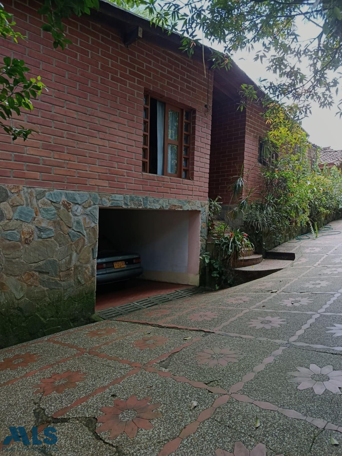 Casa Lote en San Lucas Poblado medellin - san lucas