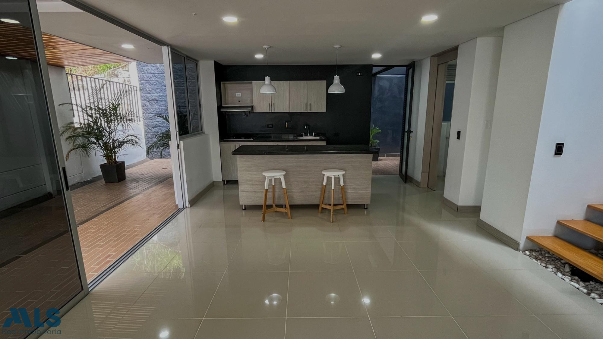 Casa en exclusivo condominio cerca al Mall Terracina envigado - el esmeraldal