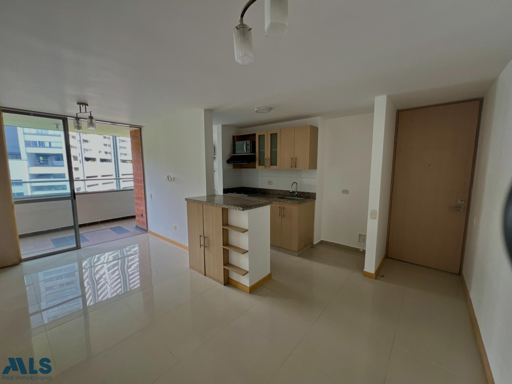 Moderno apartamento ubicado en exclusiva zona de la ciudad - Loma del indio medellin - loma del indio