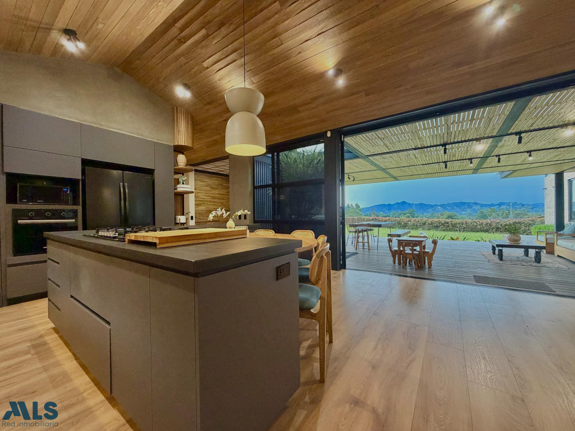 ESPECTACULAR CASA EN VENTA EN LA CEJA la-ceja - v el yarumo