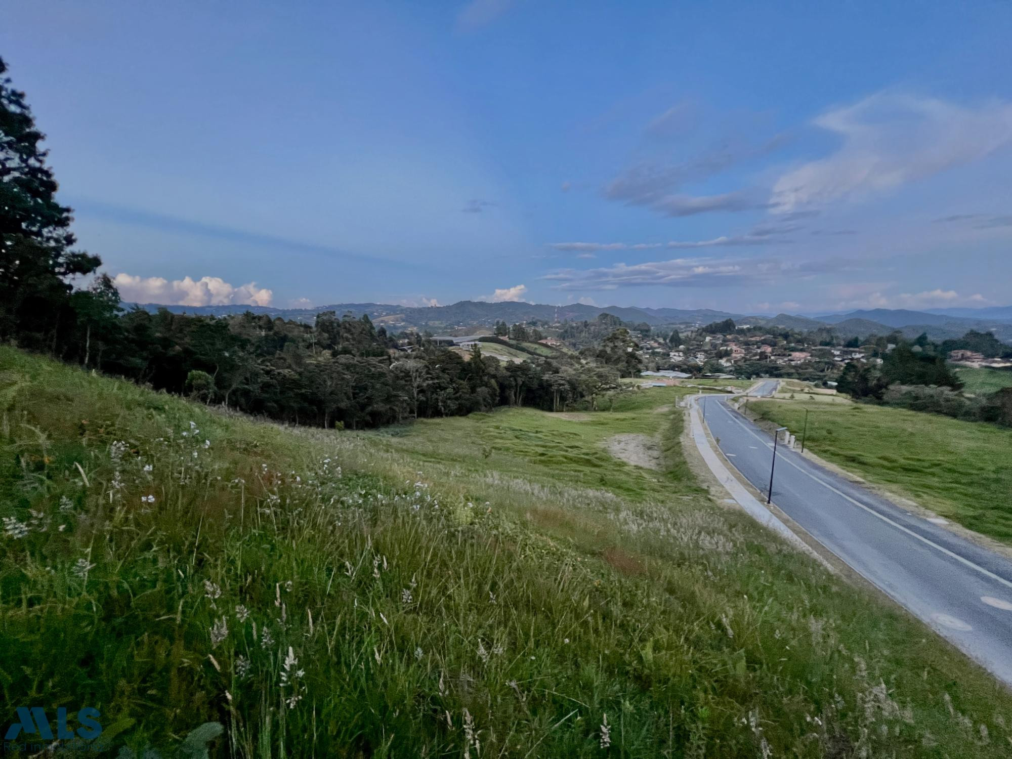 Lote en el Alto de Palmas! el mejor precio m2 envigado - alto de las palmas