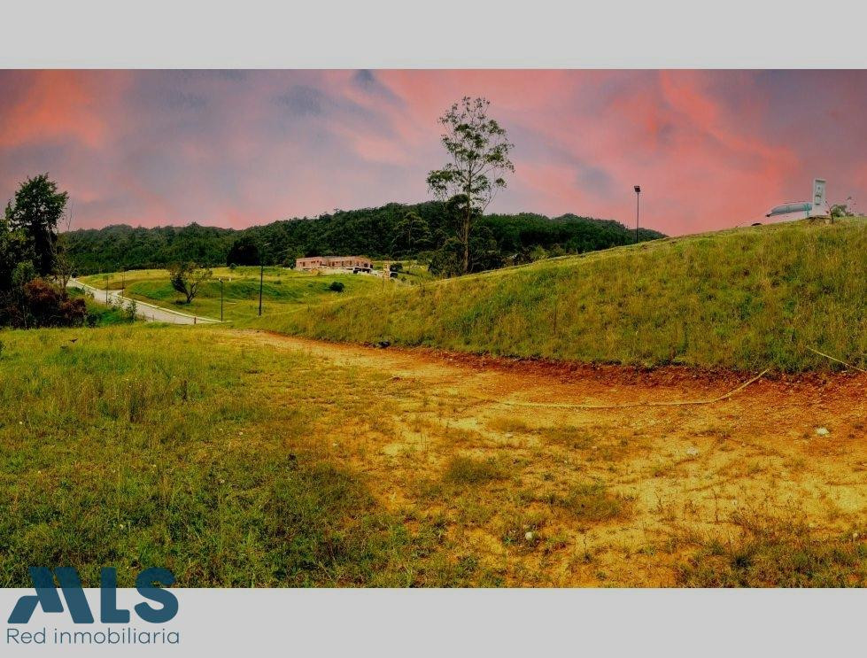 EL LOTE IDEAL PARA TU NUEVO HOGAR envigado - alto de las palmas