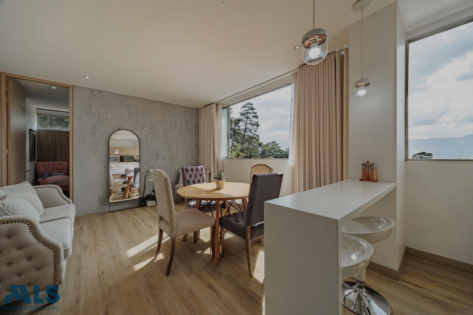 EXCELENTE APARTAESTUDIO medellin - loma cola del zorro