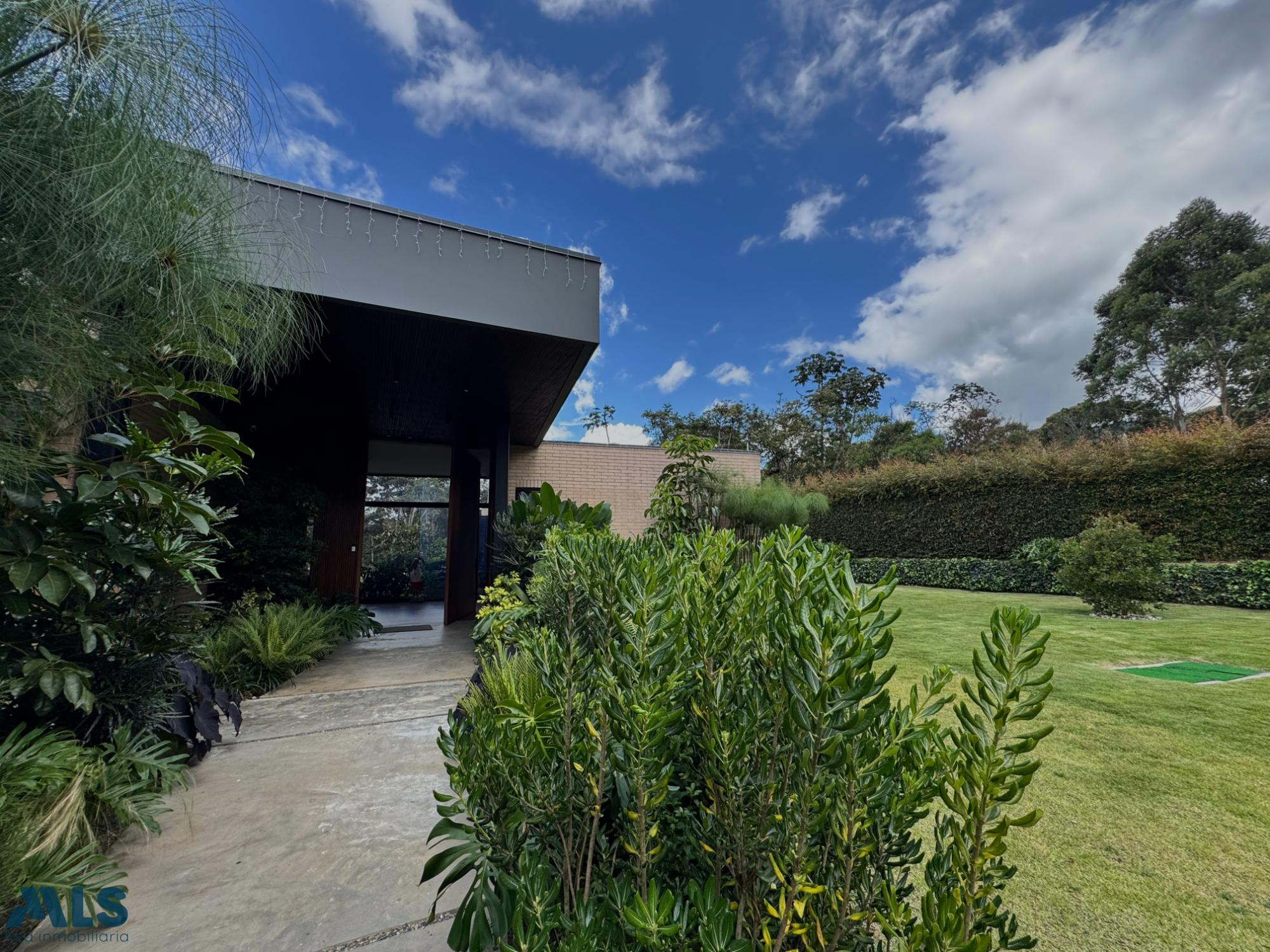 🖤🌿 Lujo contemporáneo en una residencia rodeada de naturaleza la-ceja - v el yarumo
