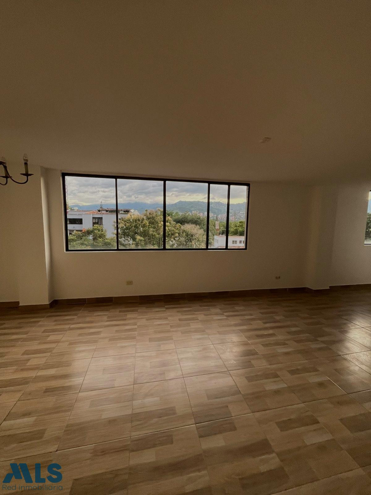 Apartamento dúplex para remodelar medellin - patio bonito