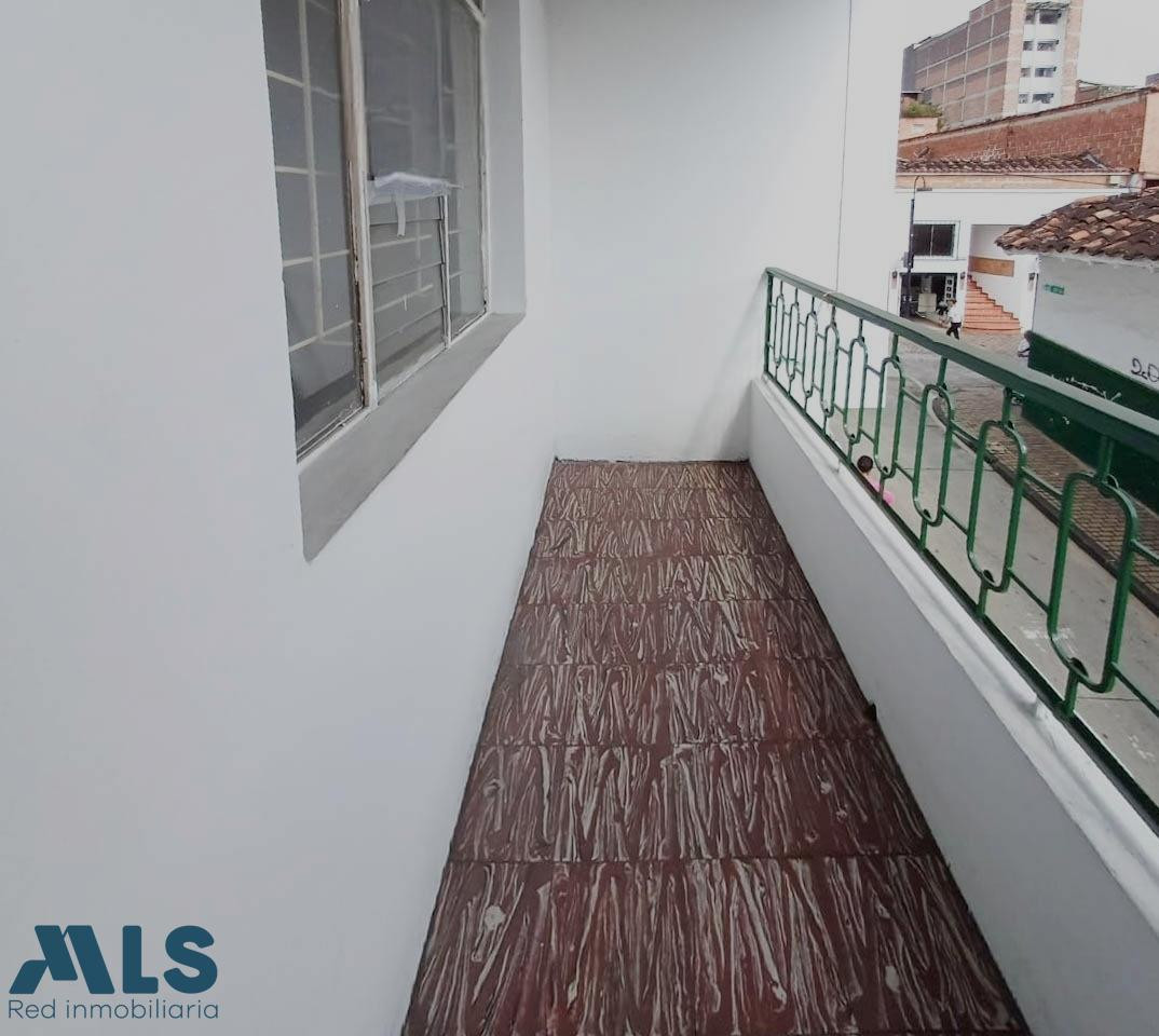 CASA POR INVERSION PARA LA VENTA EN LA ESTRELLA la-estrella - centro