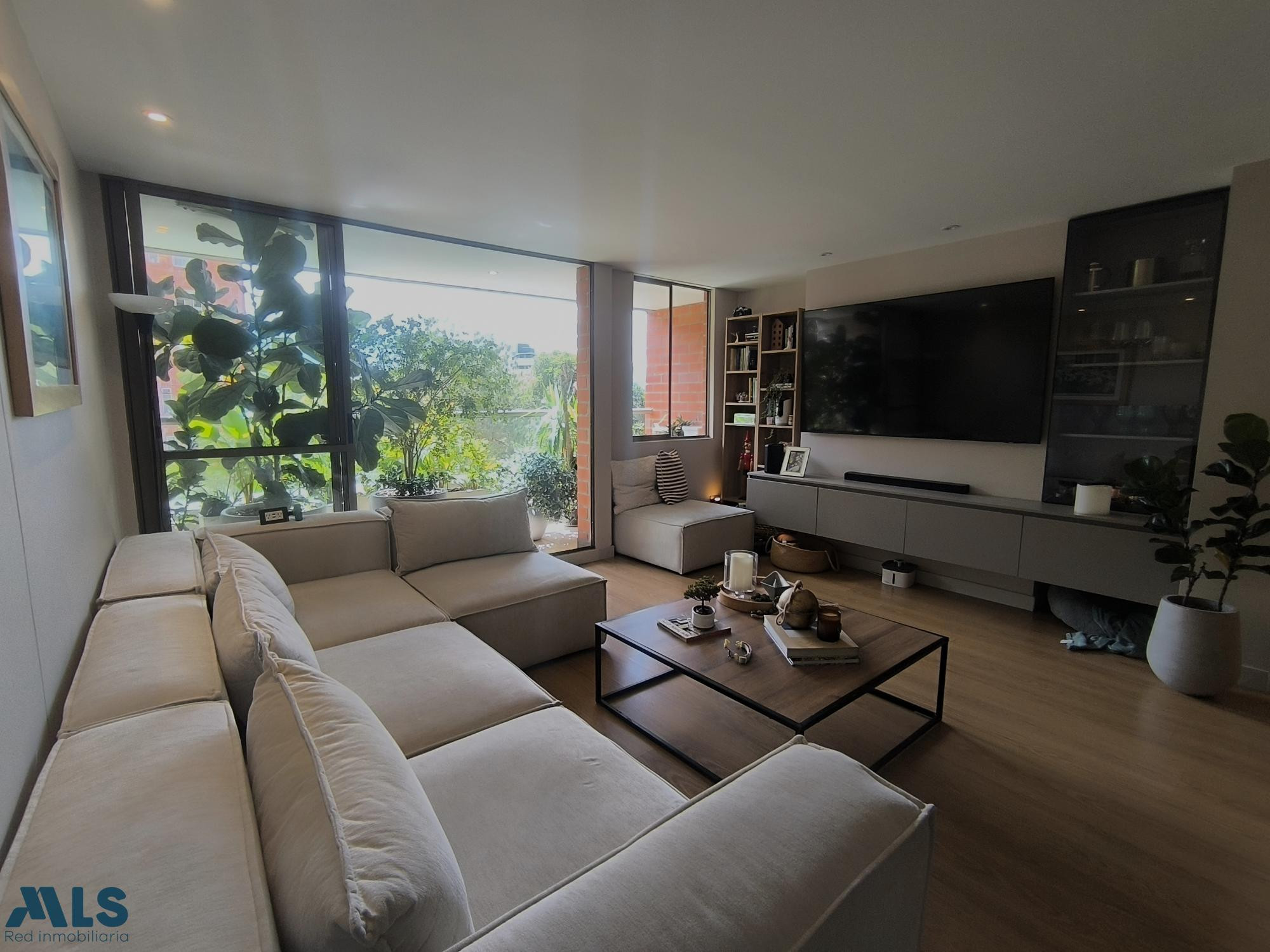 venta de apartamento remodelado en San Lucas medellin - san lucas