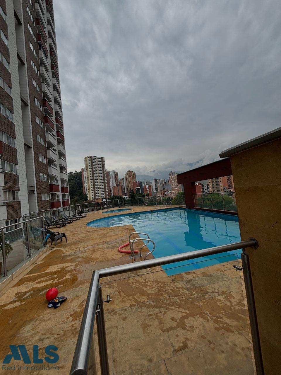 VENTA DE APARTAMENTO, EXCELENTE UBICACIÓN sabaneta - el carmelo