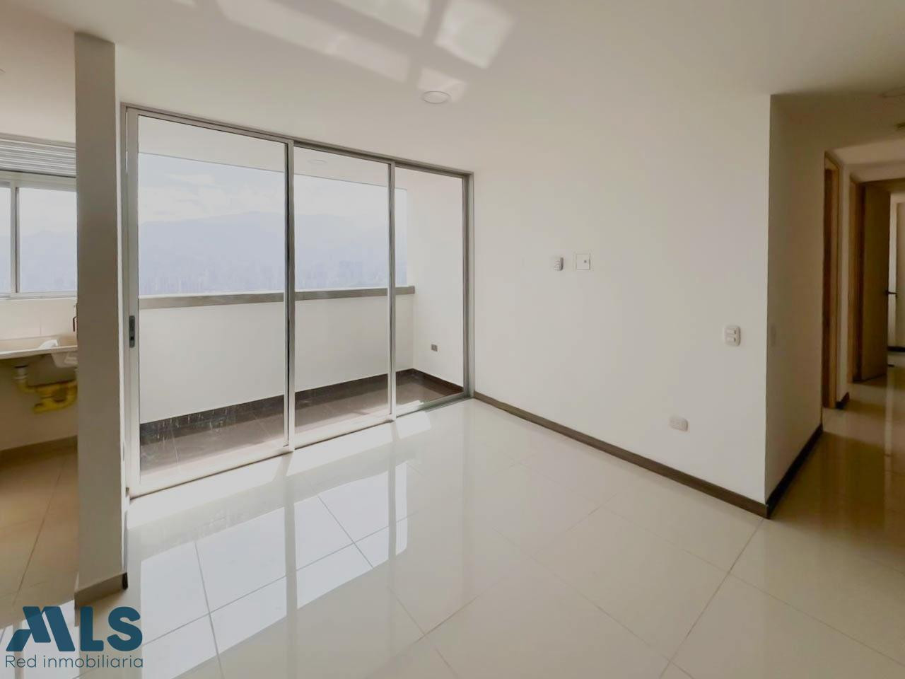 APARTAMENTO CON VISTA PARA VENTA EN LA ESTRELLA la-estrella - las brisas