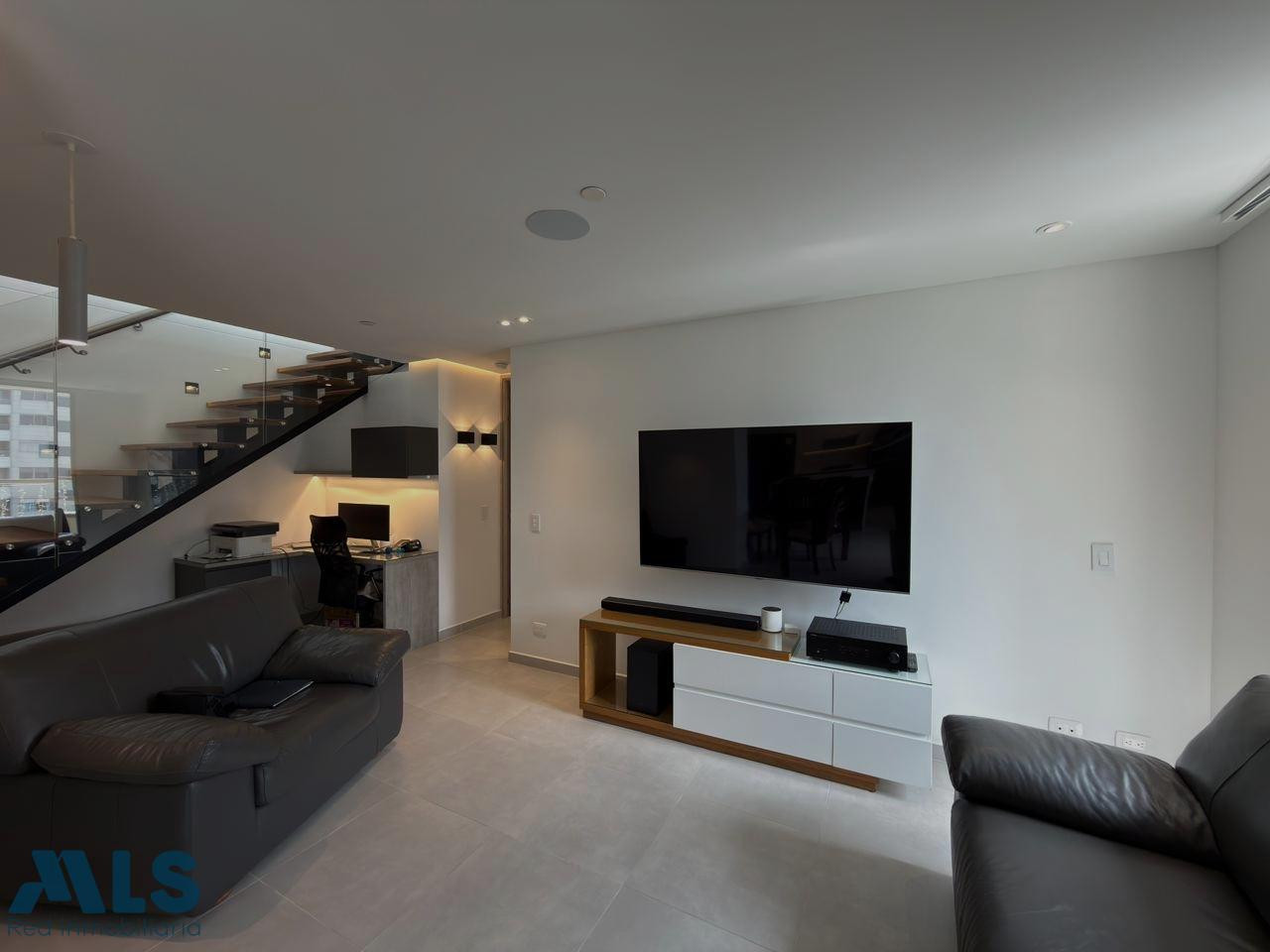 MODERNO PENTHOUSE DUPLEX PARA LA VENTA EN ENVIGADO envigado - loma de los mesa