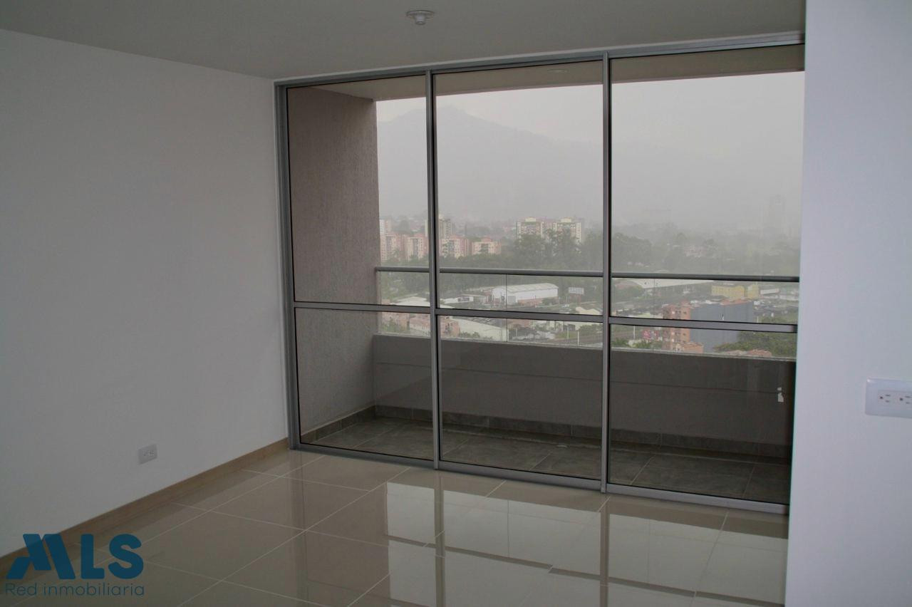 Apartamento en piso alto con vista y ubicación estratégica sabaneta - las vegas