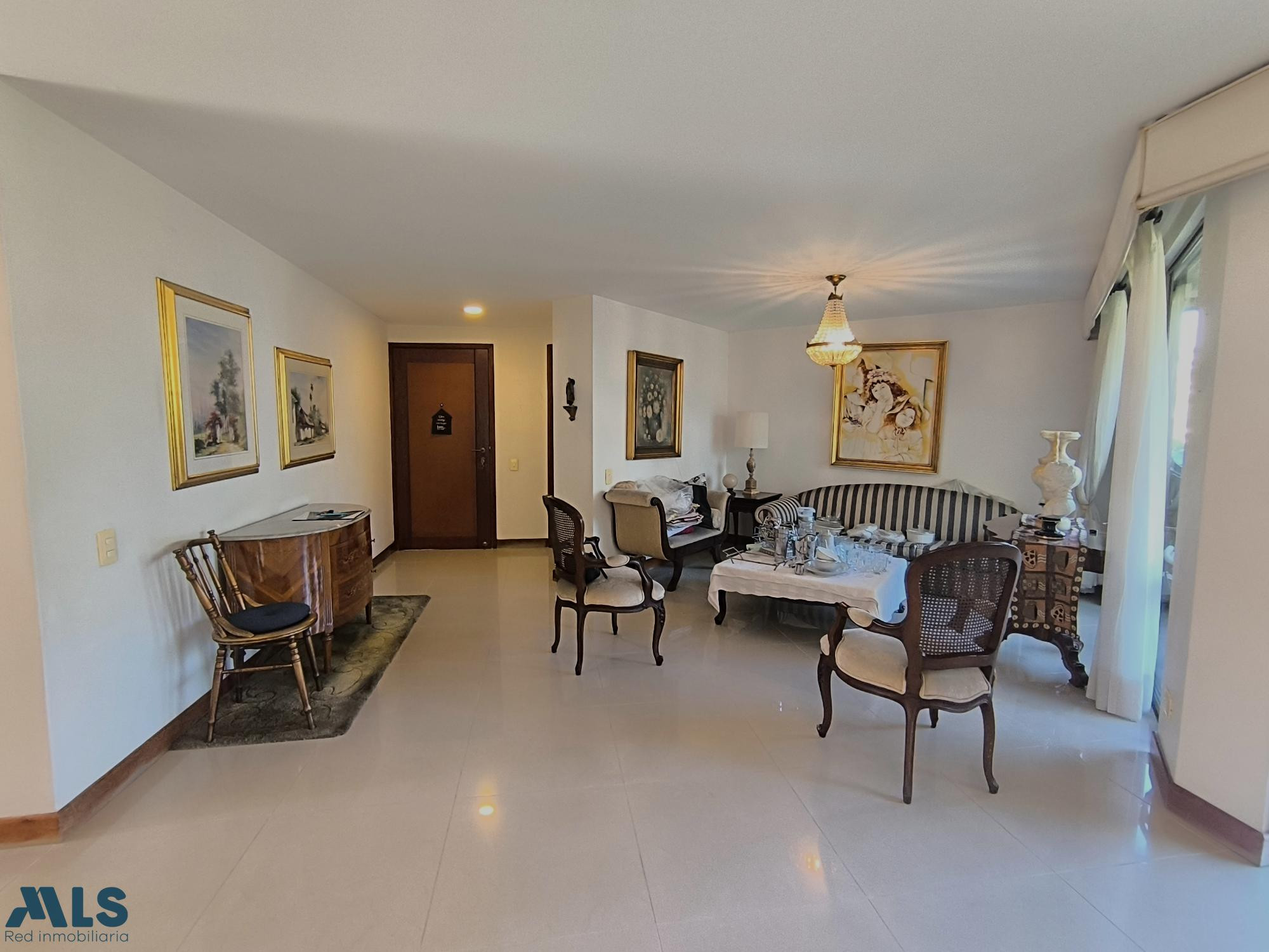 Un apartamento a la altura de tu estilo de vida medellin - los balsos no 1