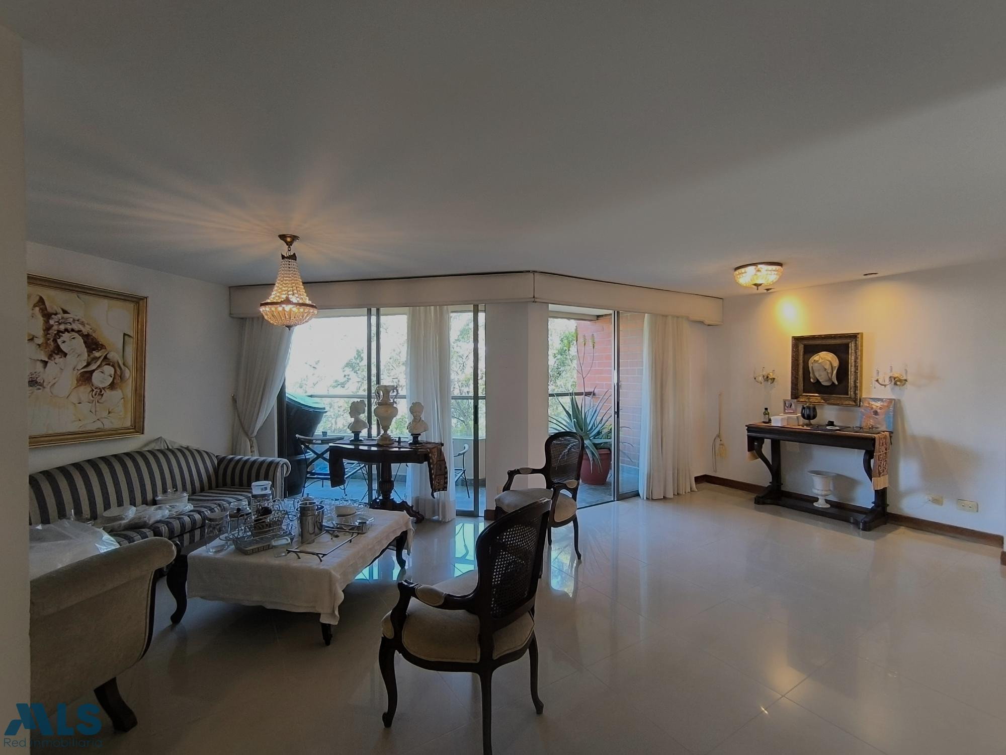 Un apartamento a la altura de tu estilo de vida medellin - los balsos no 1