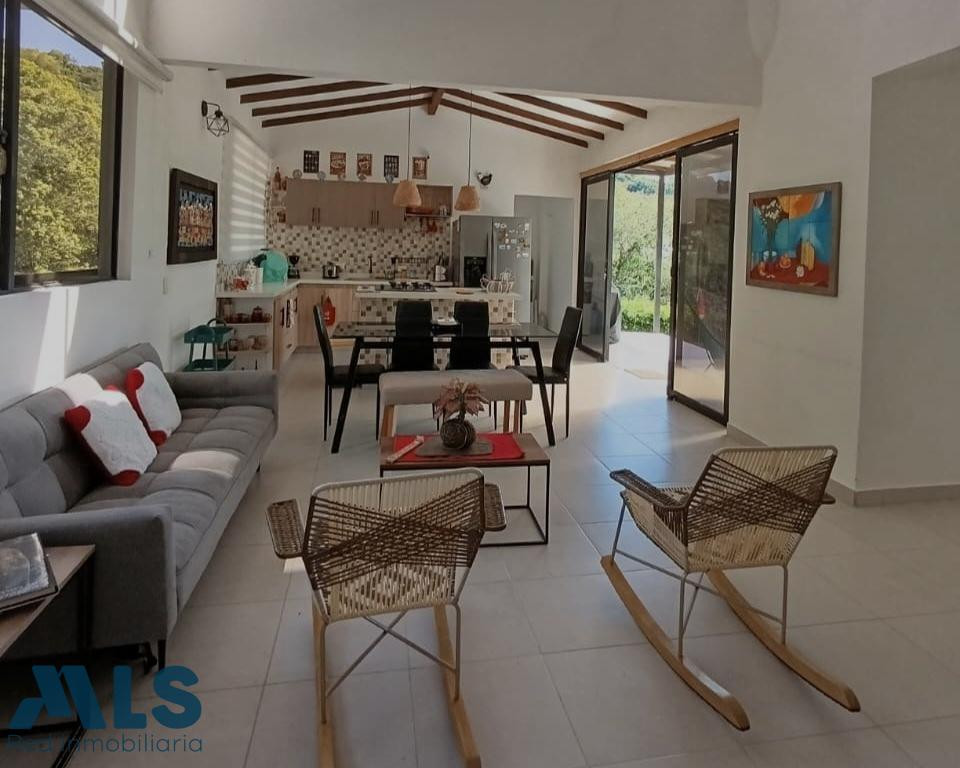 Casa de dos niveles en Sopetrán sopetran - llano de montana