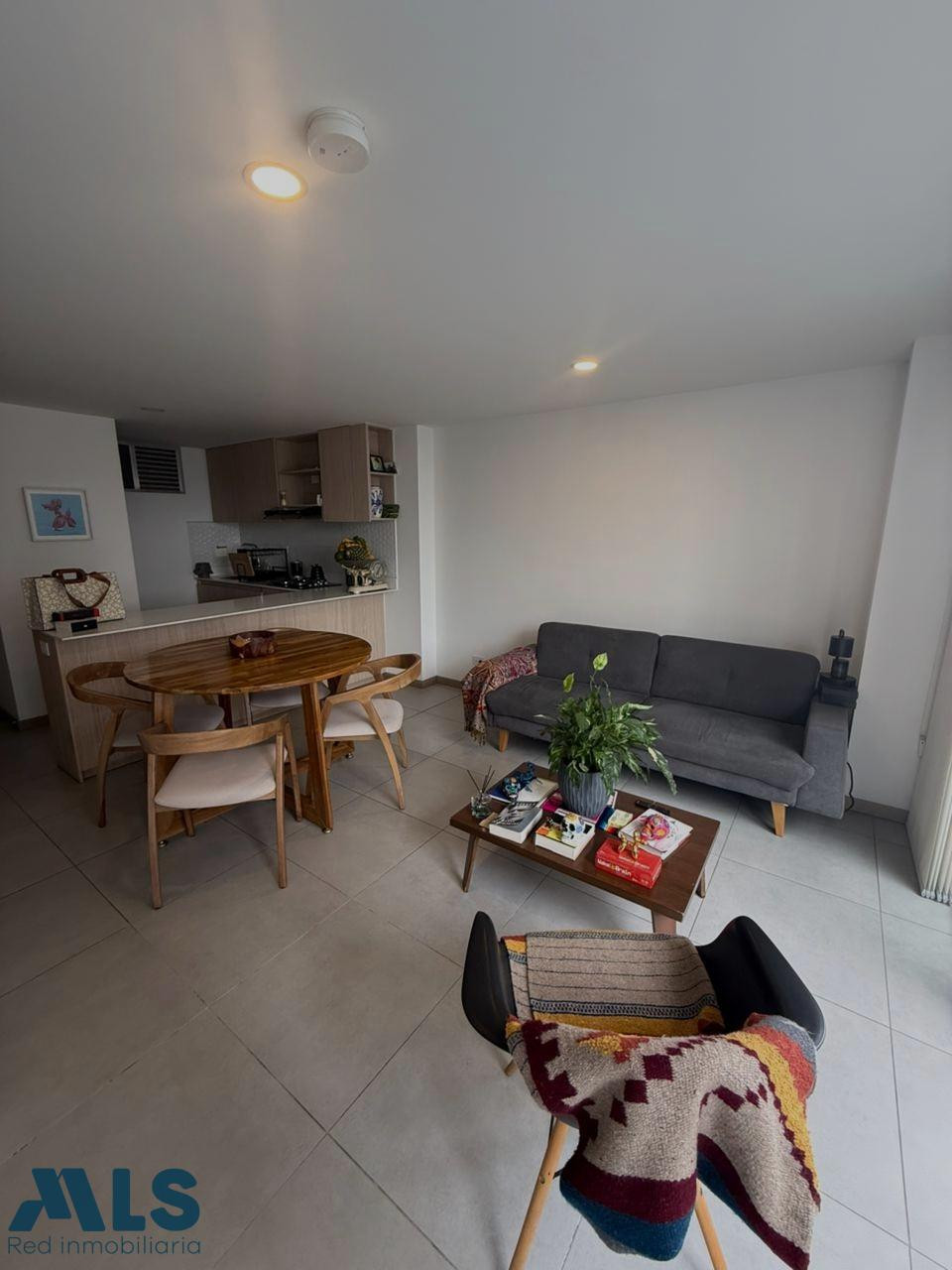 Espectacular departamento, hermosos acabados, moderno y la mejor ubicación. medellin - guayabal