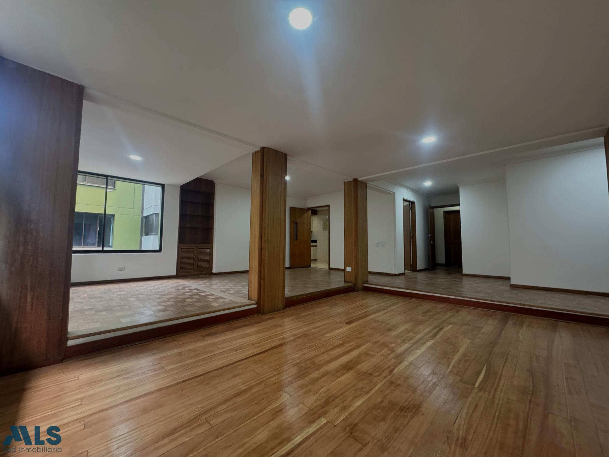 Amplio apartamento perfecto para remodelar envigado - zuniga