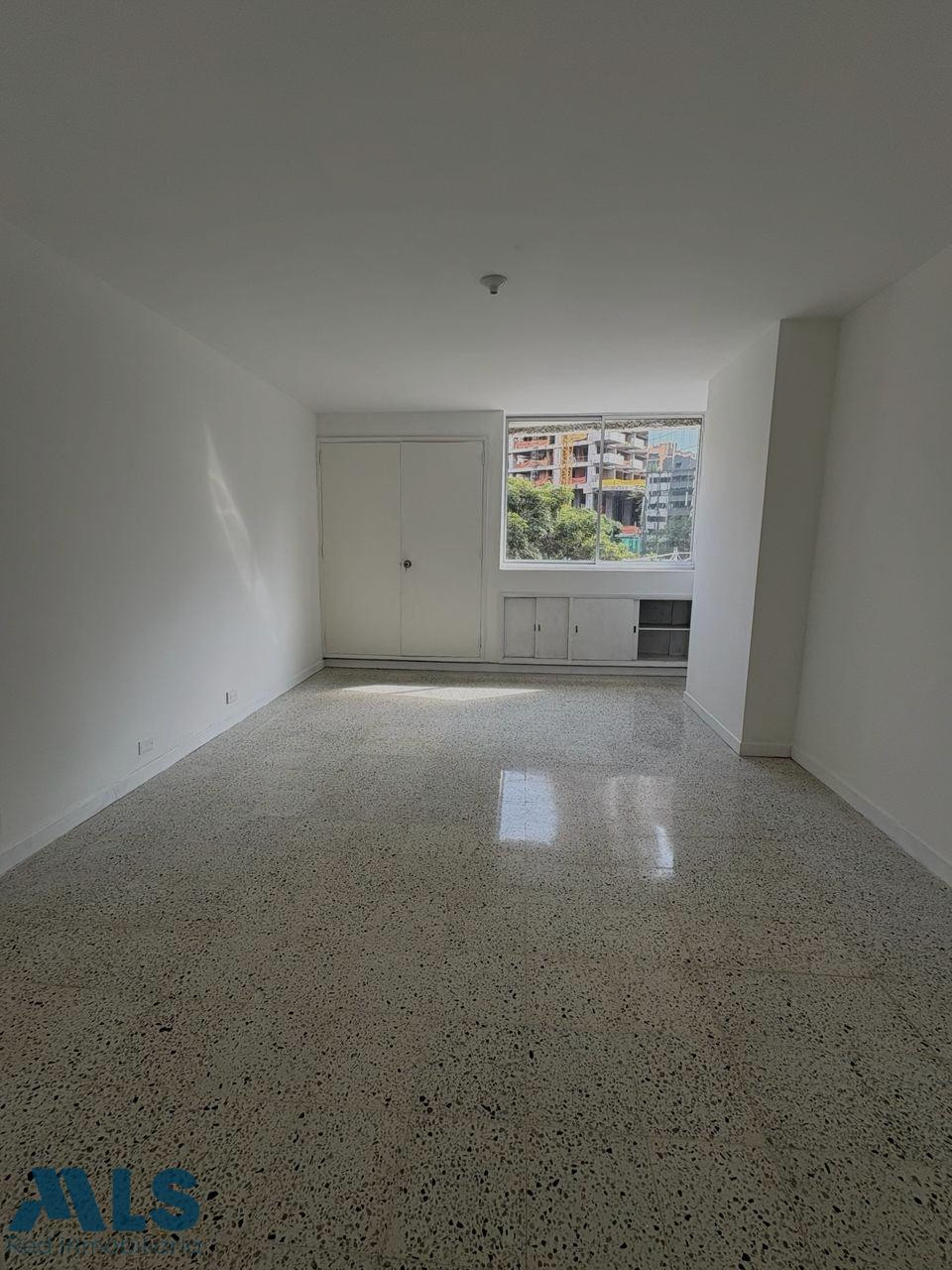 Excelente ubicacion medellin - milla de oro