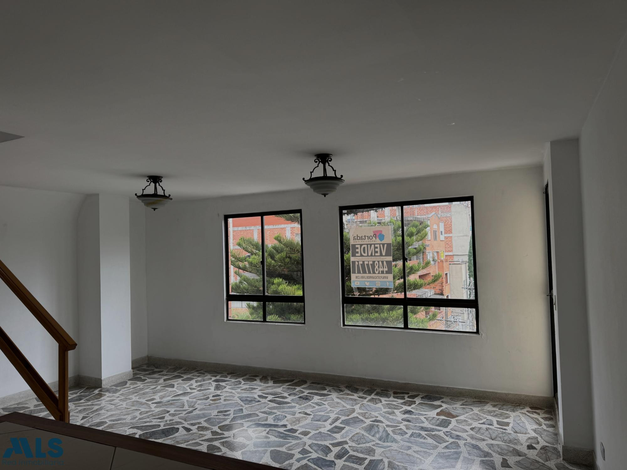 Buena ubicación medellin - los colores