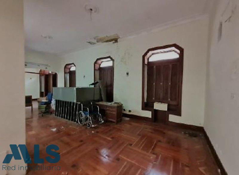 Donde la vanguardia encuentra su lugar medellin - la candelaria