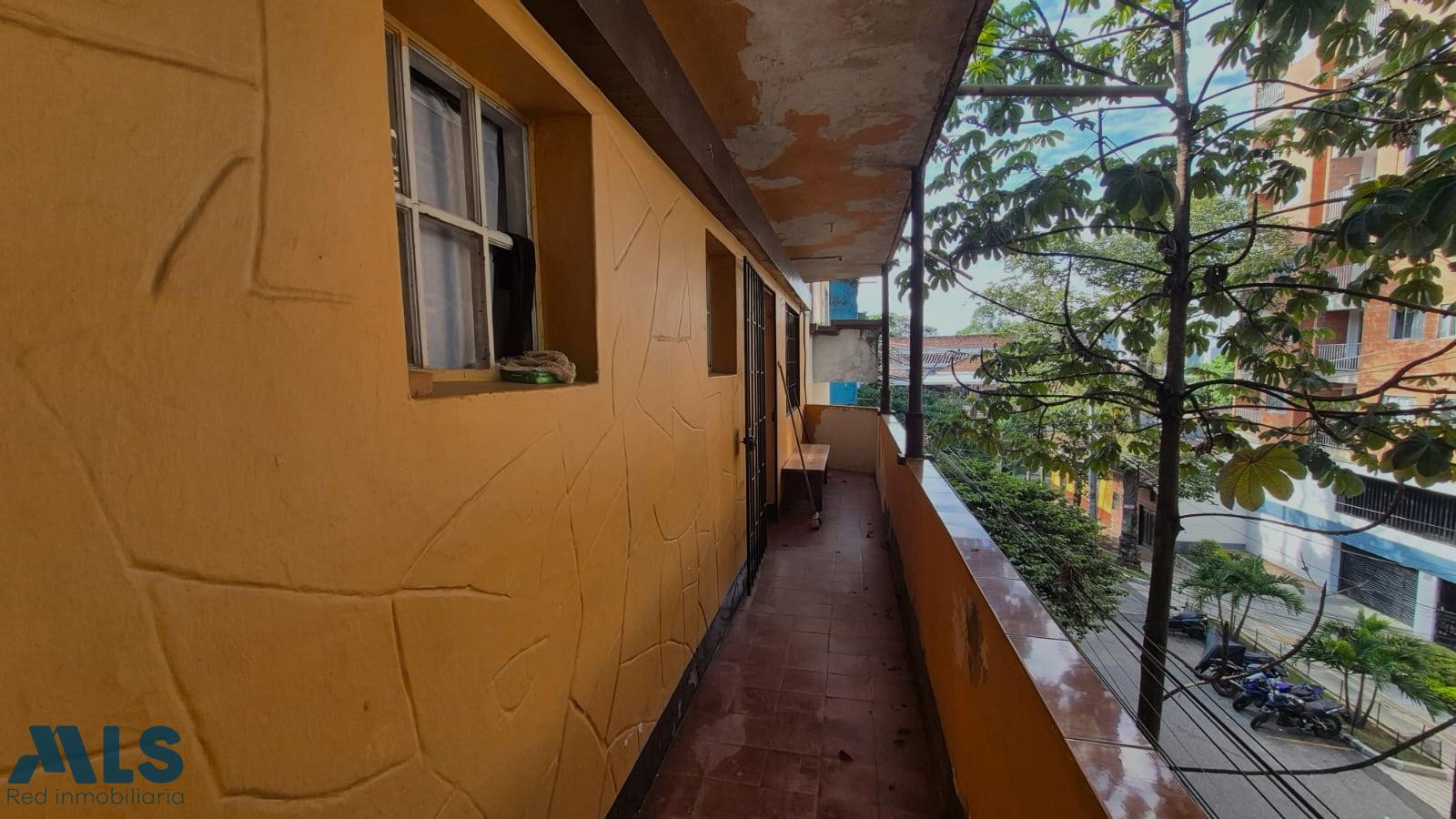casa de 3 niveles disponible en prado medellin - prado