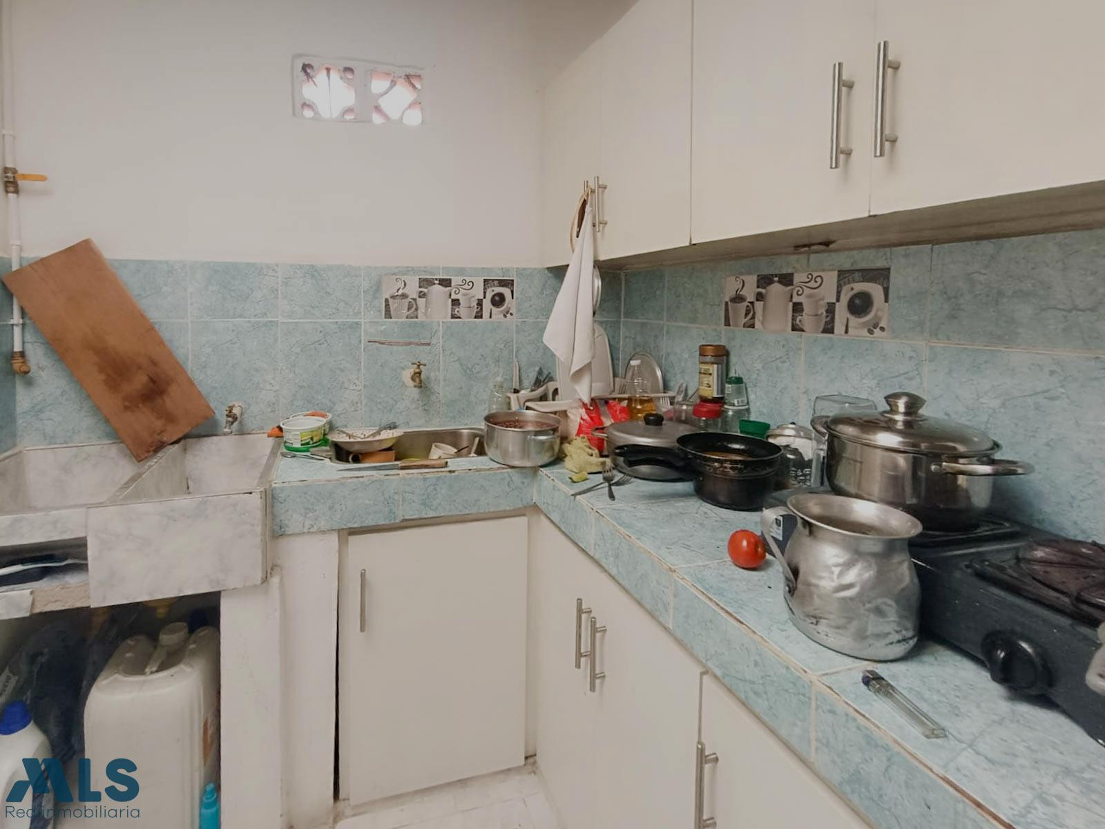 casa de 3 niveles en venta bello - paris