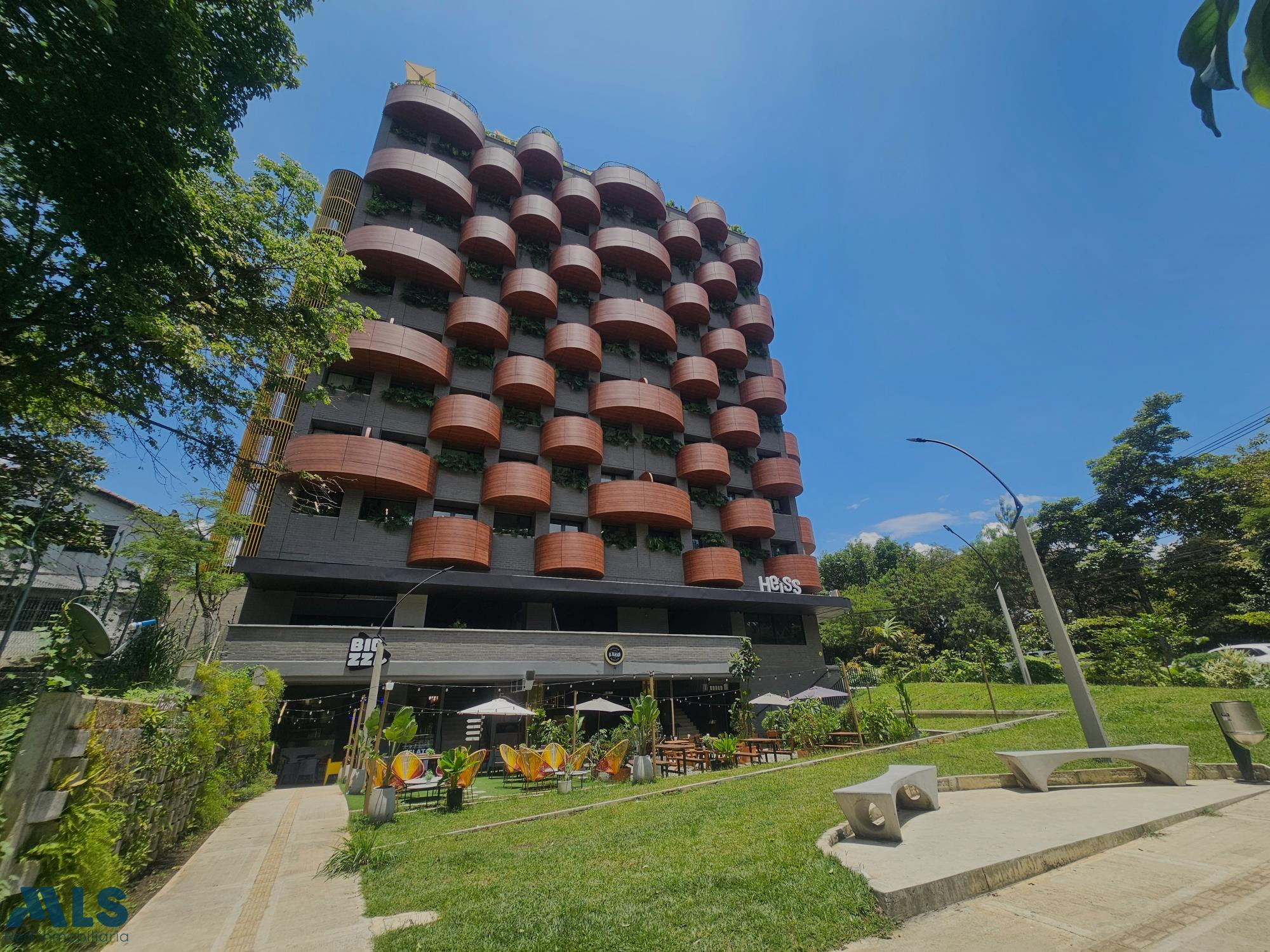 EXCELENTE INVERSION EN ELPOBLADO MEDELLIN medellin - manila