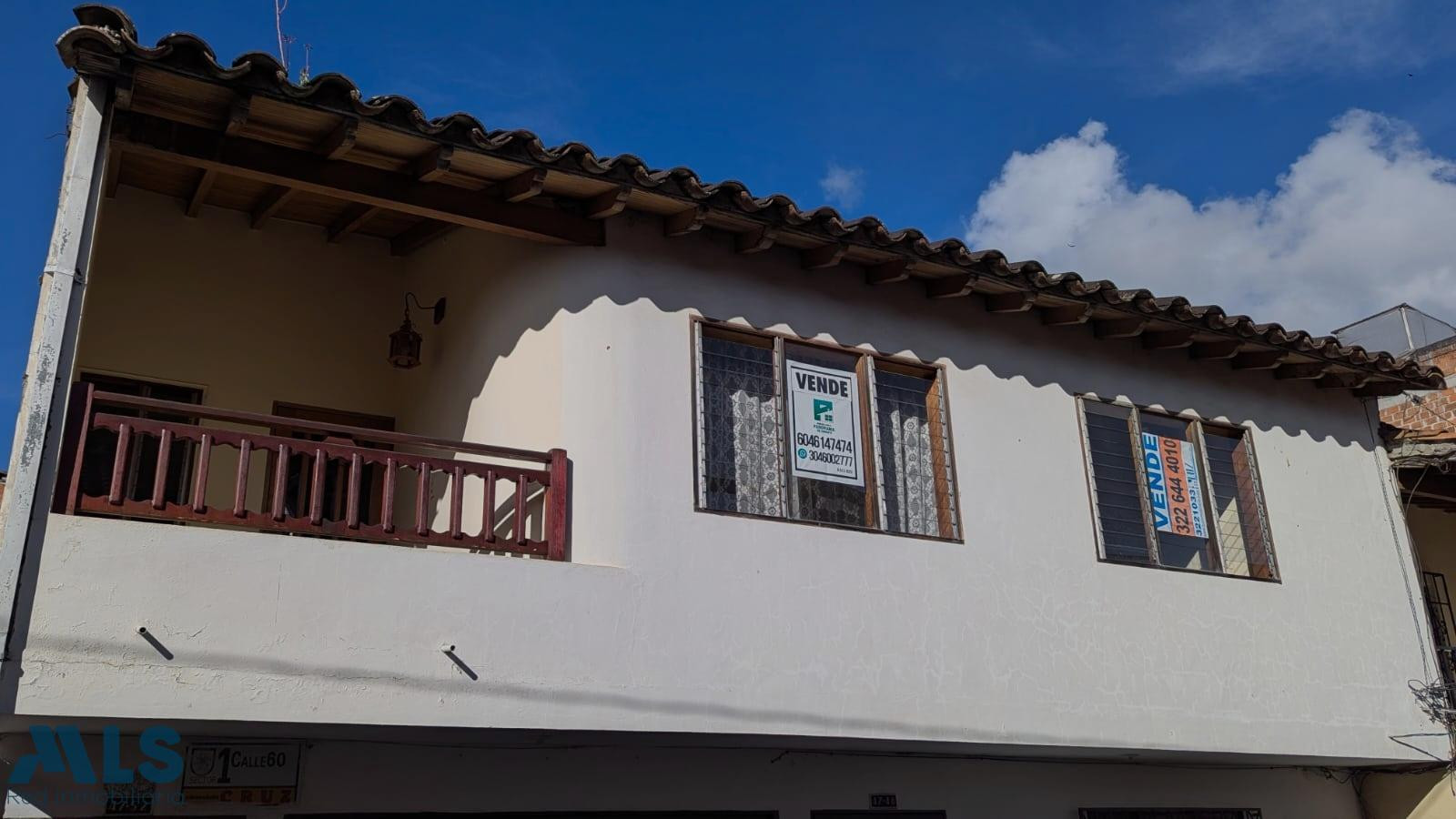 se vende casa con una perfecta ubicación estratégica y amplia rionegro - sector centro