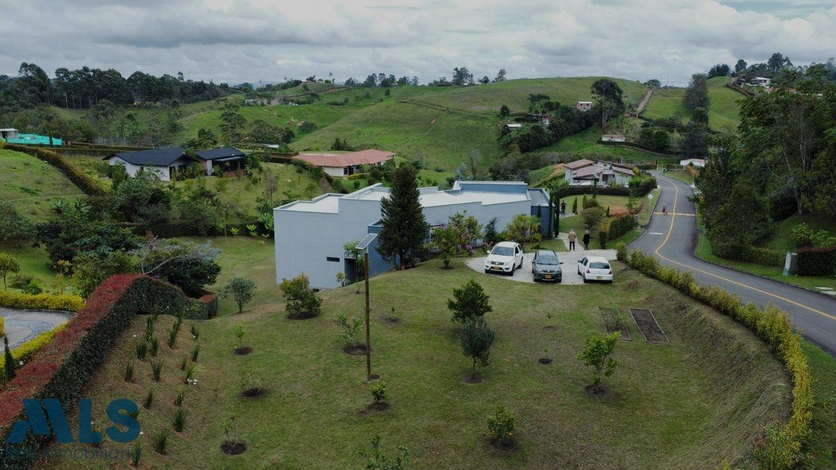 hermosa casa campestre en venta el-carmen - v quirama