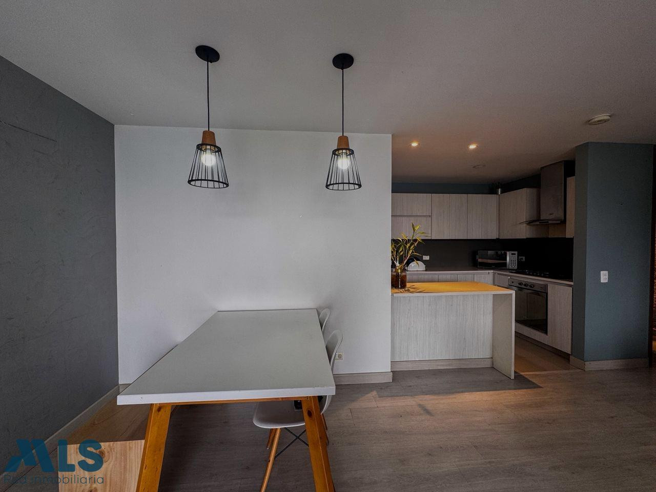 VENTA DE APARTAMENTO EN ENVIGADO EN LA INTERMEDIA envigado - transversal intermedia