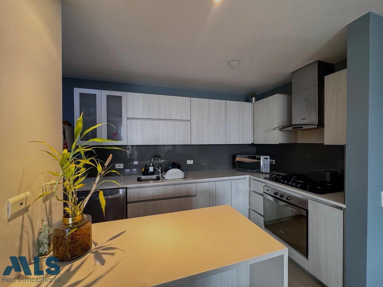 VENTA DE APARTAMENTO EN ENVIGADO EN LA INTERMEDIA envigado - transversal intermedia