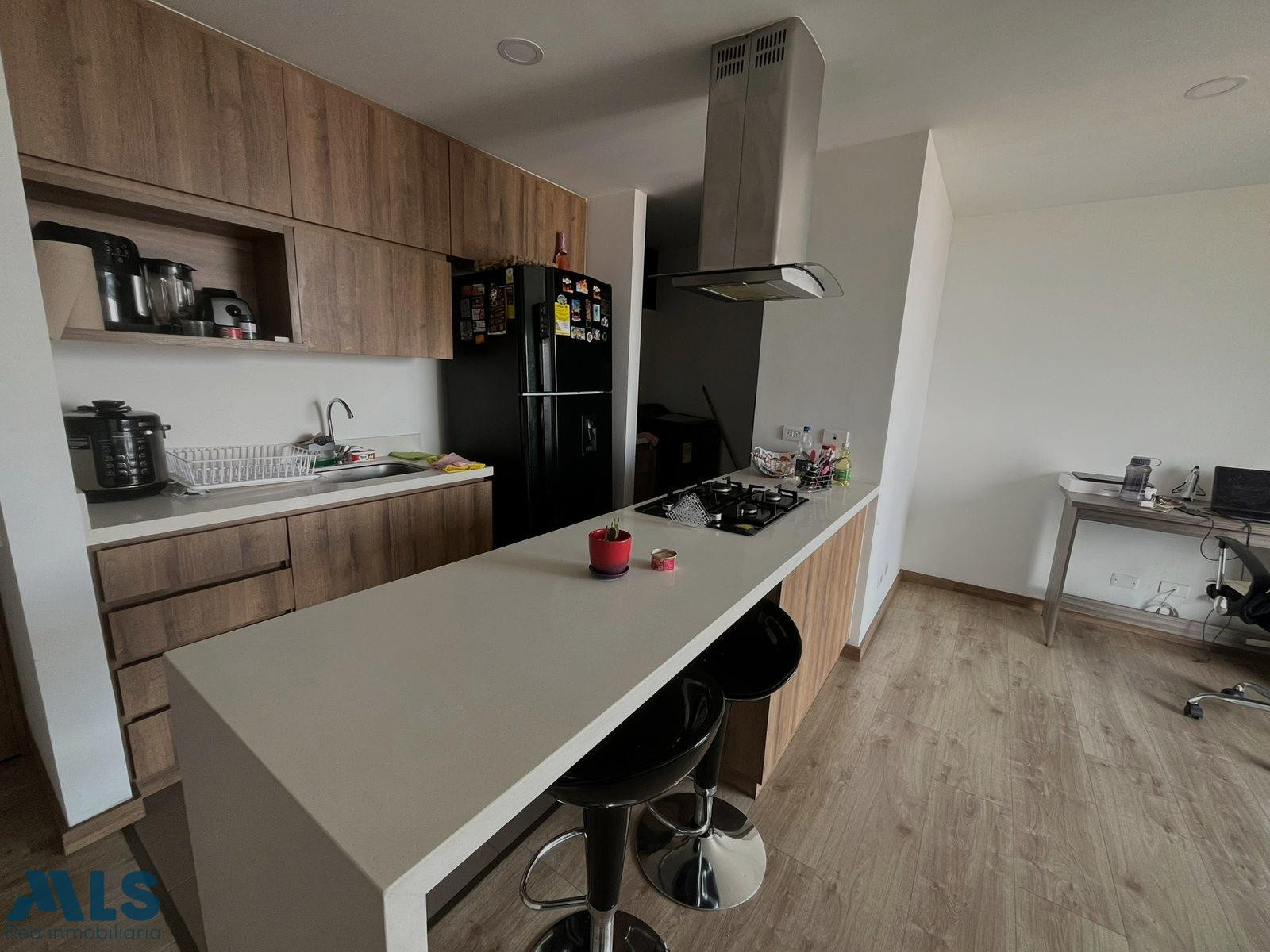 HERMOSO APARTAMENTO EN EL TRIANON UNIDAD CERRADA envigado - el trianon