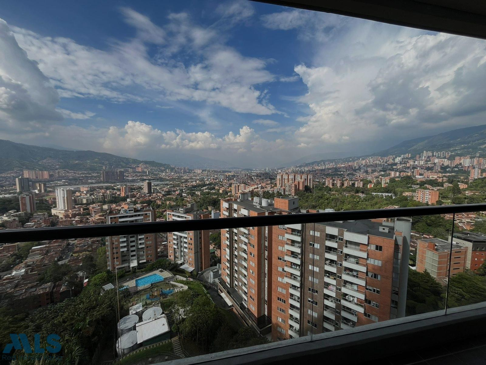 HERMOSO APARTAMENTO EN EL TRIANON UNIDAD CERRADA envigado - el trianon