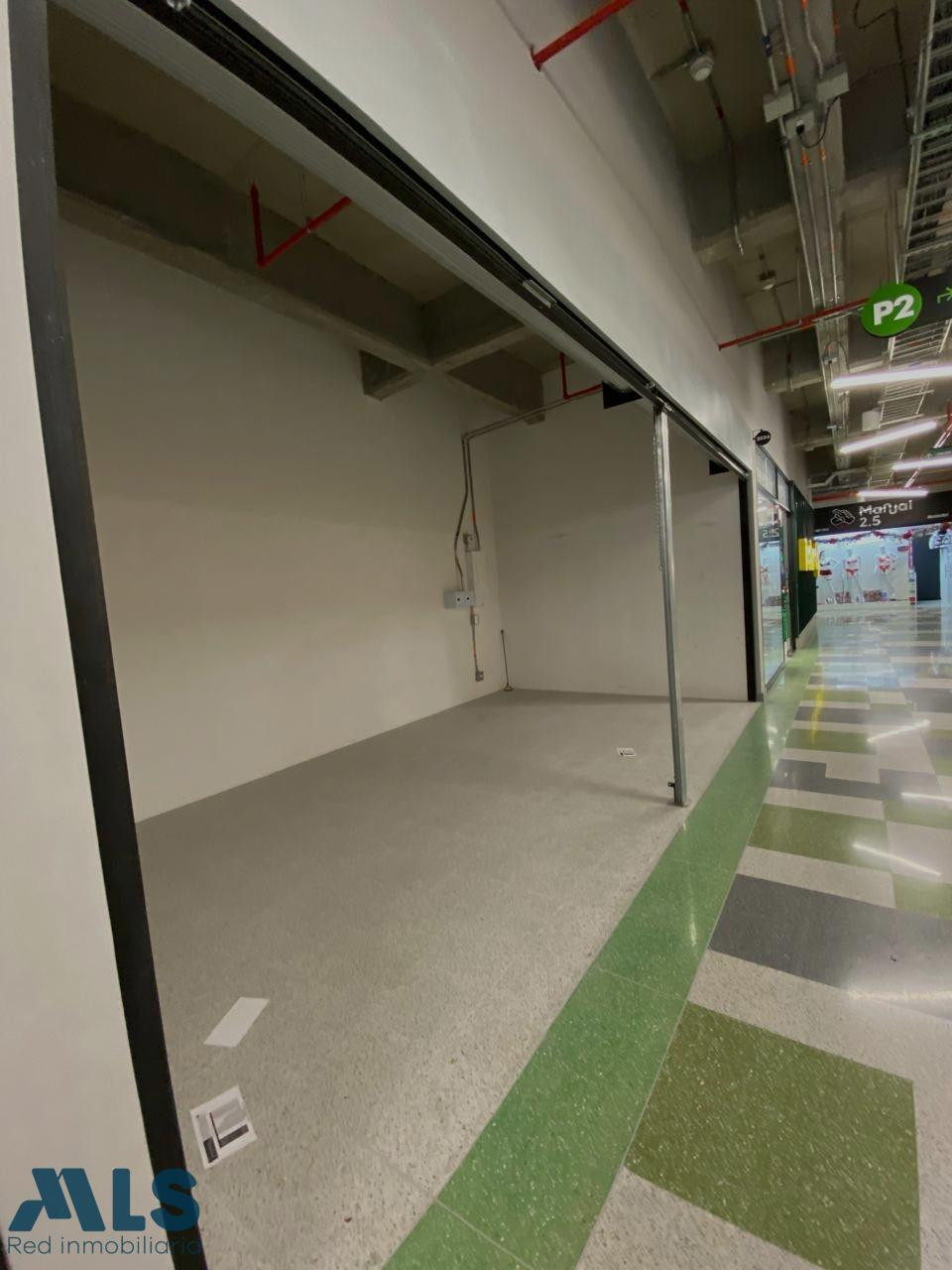 LOCAL COMERCIAL EN VENTA EN BELLO bello - hermosa provincia