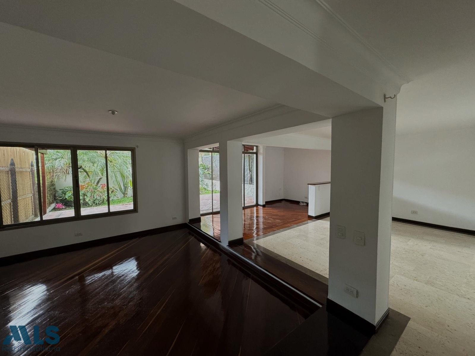 | V E N T A | Casa en el Poblado sector Country Club. 4 alcobas medellin - las palmas
