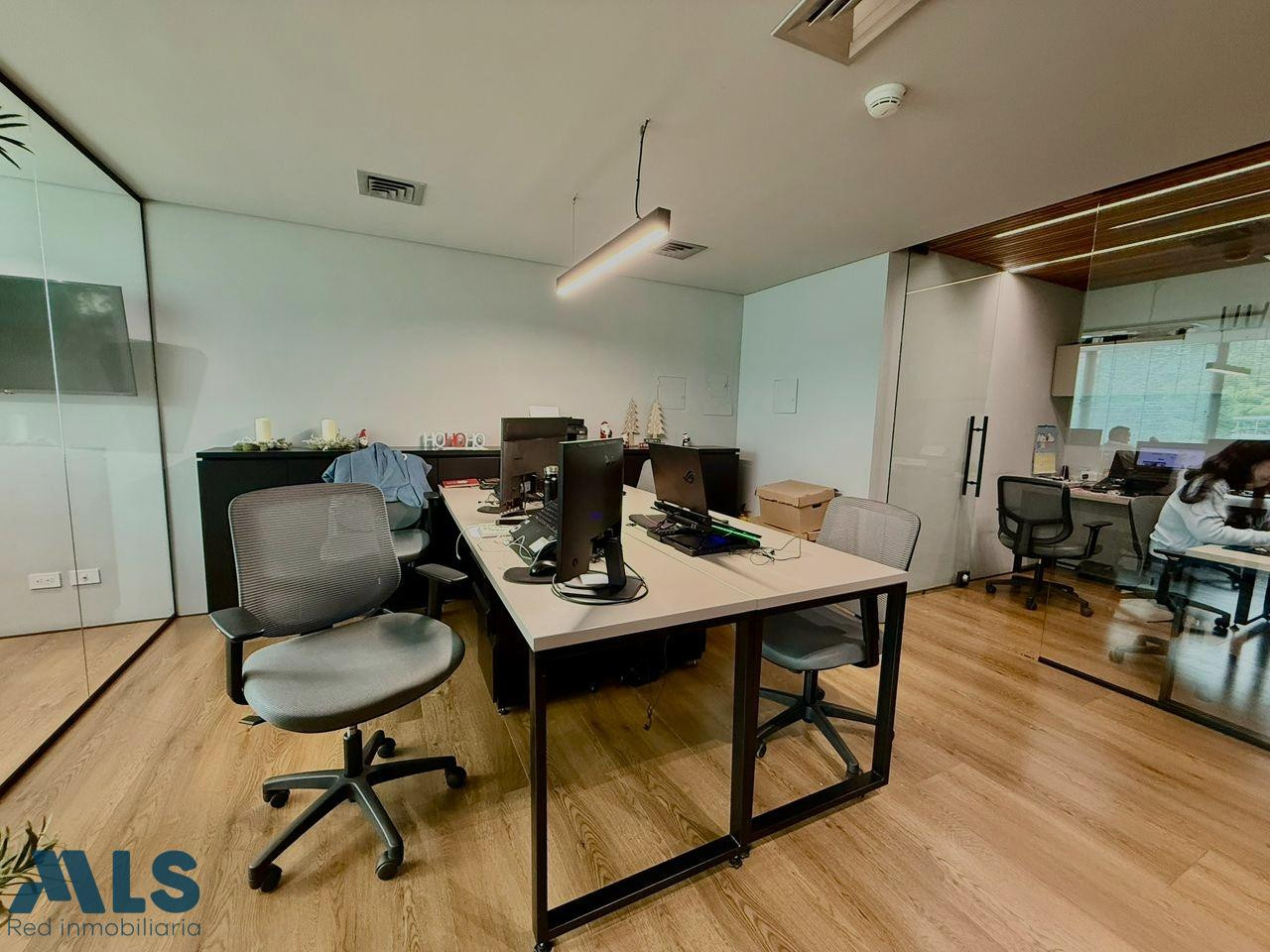 Oficina cerca a El Tesoro medellin - el tesoro