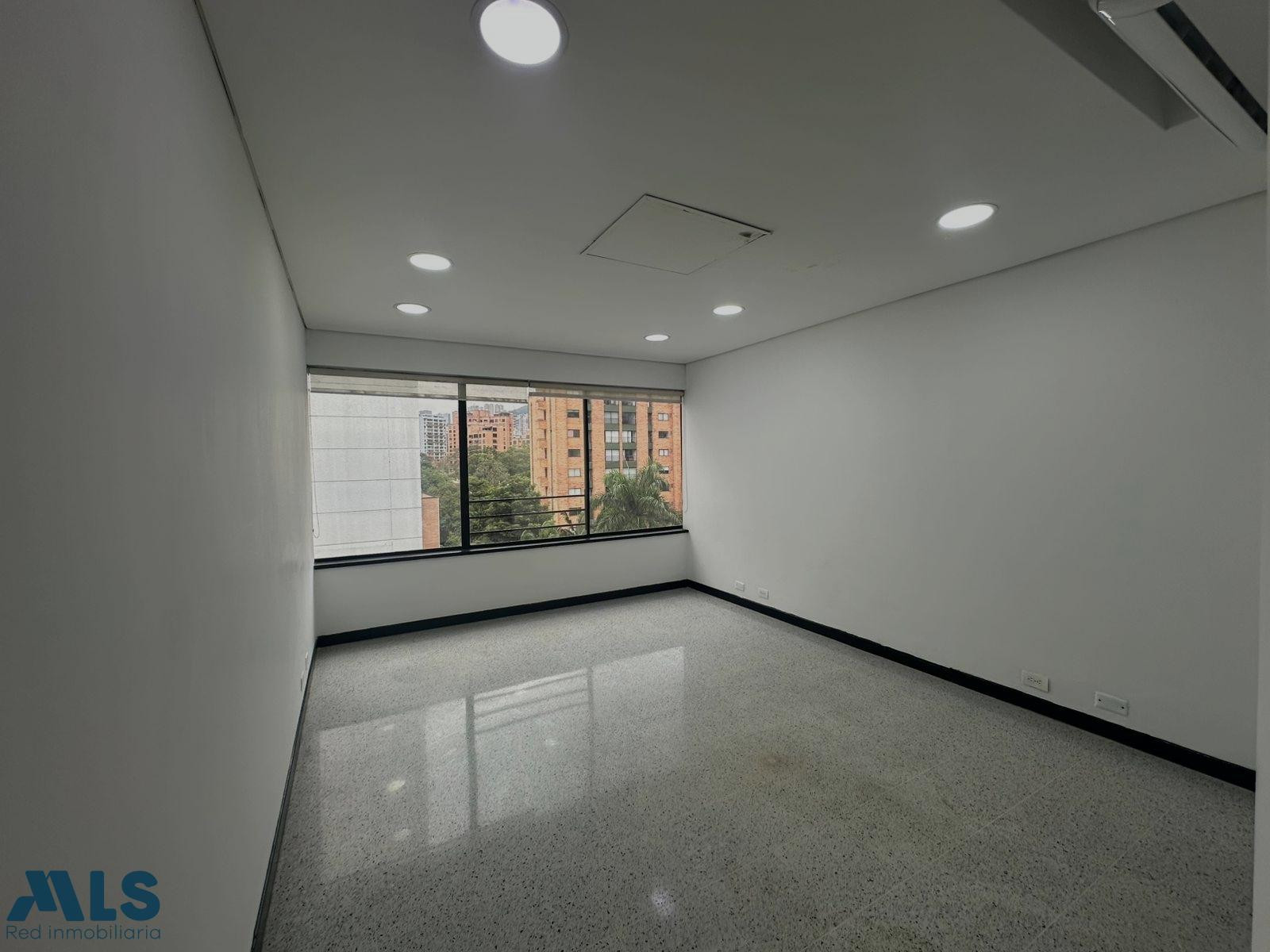 Tu consultorio a solo pasos del quirófano medellin - patio bonito