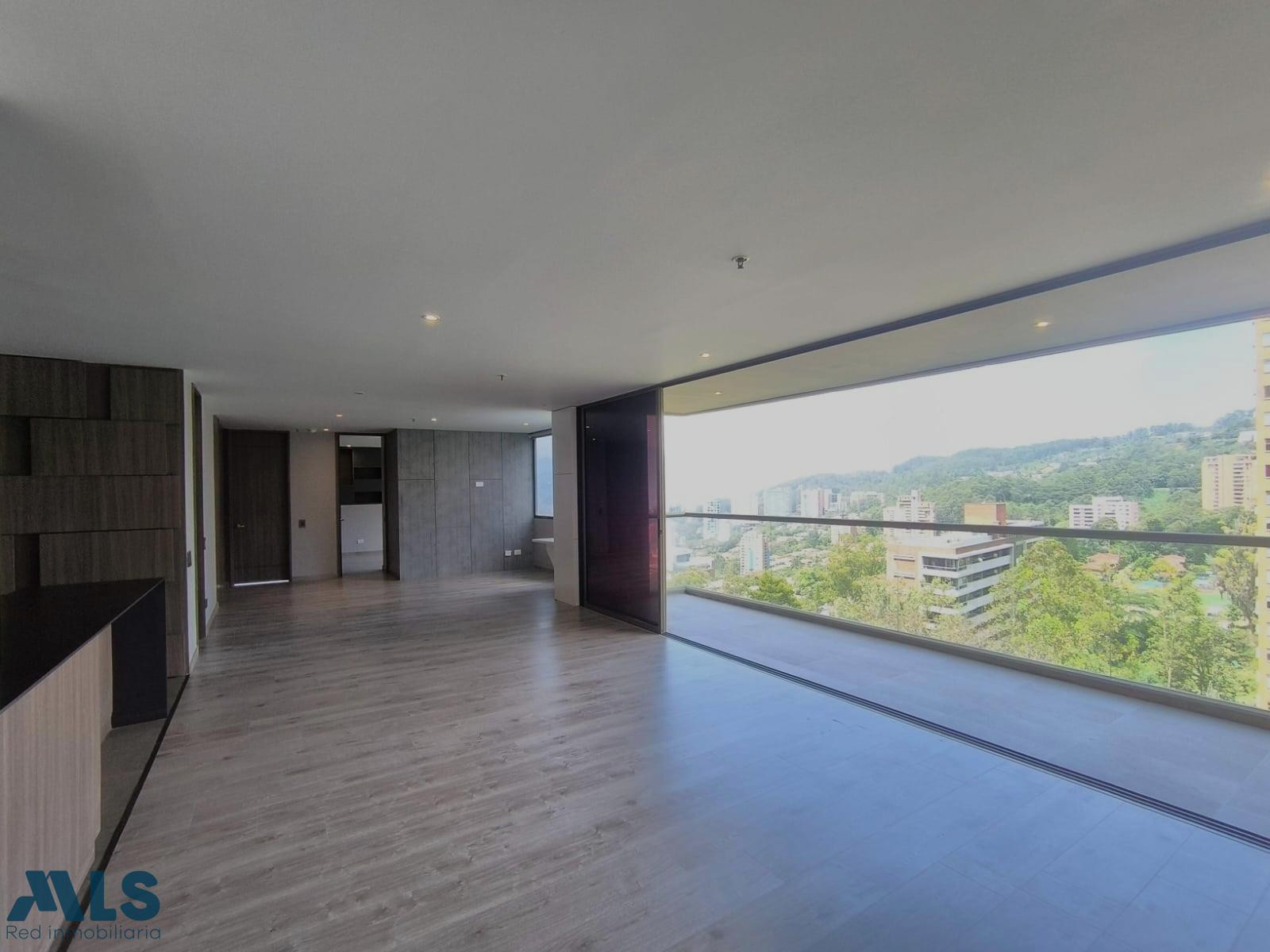 HERMOSO APARTAMENTO, UNIDAD EXCLUSIVA EN LA COLA DEL ZORRO. medellin - loma cola del zorro
