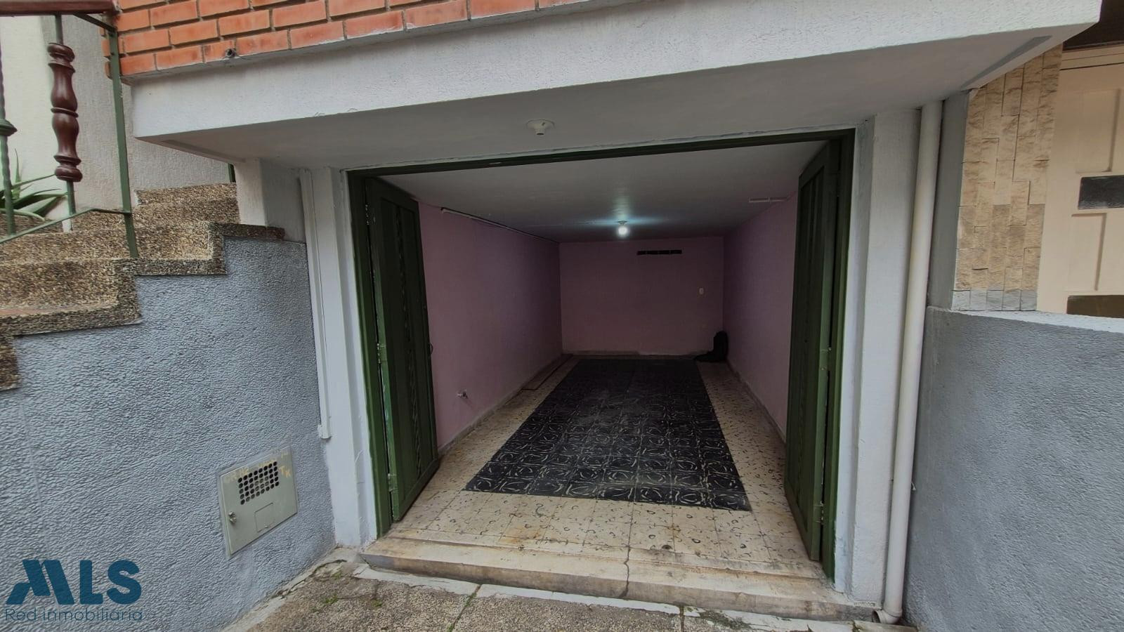 casa venta en la castellana 270 metros medellin - la castellana