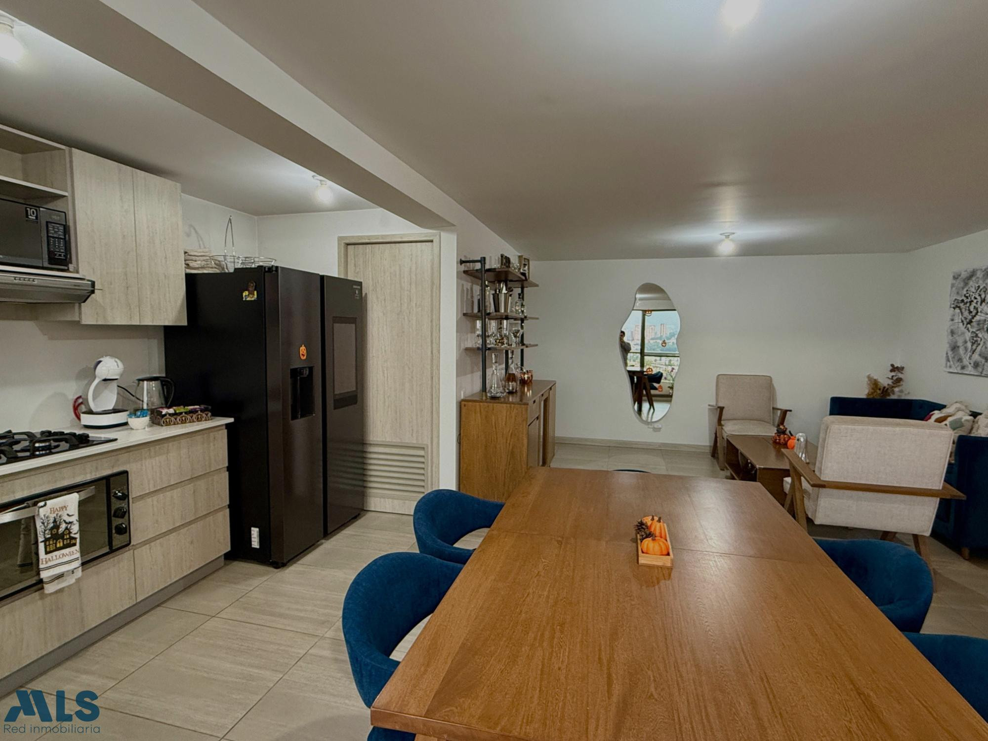 Vista panorámica, ubicación estratégica y amenidades tipo club en un solo lugar. sabaneta - v pan de azucar