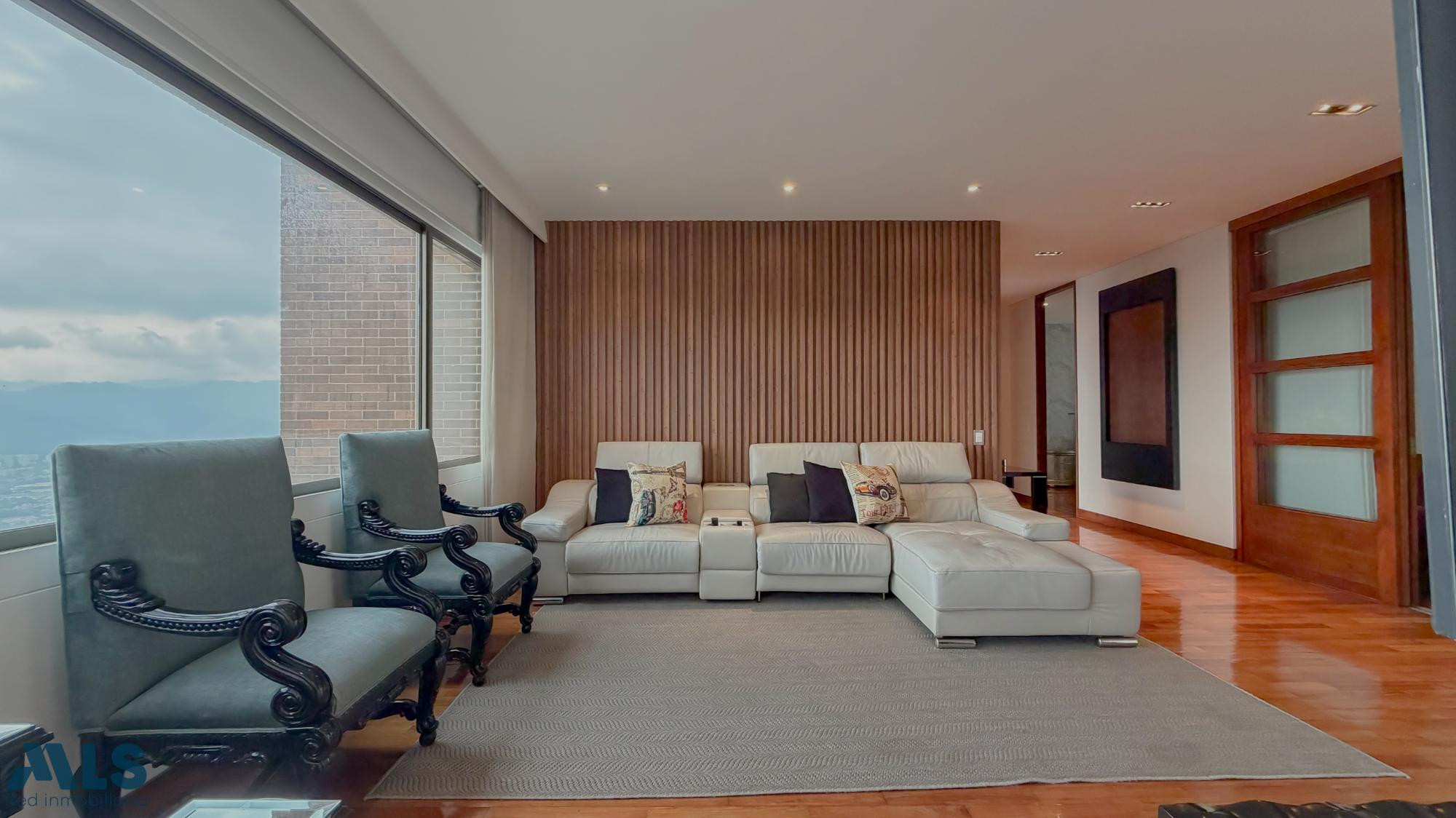 Espacios amplios con la mejor vista a la ciudad medellin - las palmas