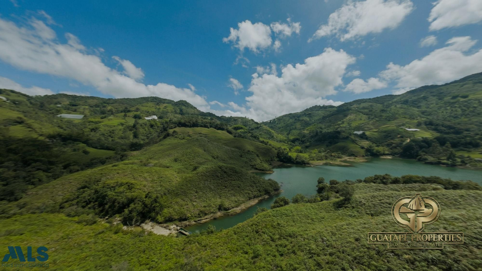 Santuario ecológico en Guatapé: 1.4 hectáreas de bosque nativo y biodiversidad guatape - la sonadora