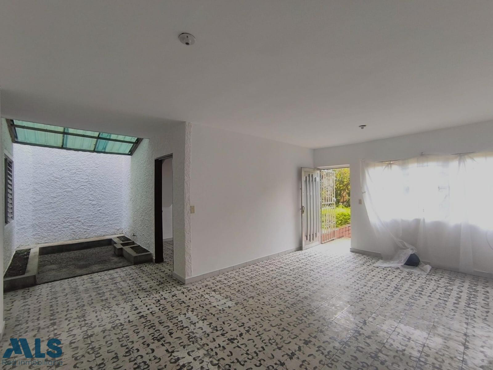 CASA PRIMER PISO - SANTA MONICA CERCA PARQUE DEL AJEDREZ medellin - santa monica