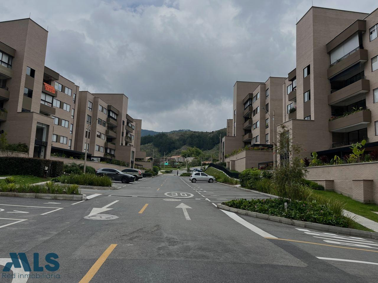 Apartamento para venta en Urbanización en el retiro el-retiro - urbano