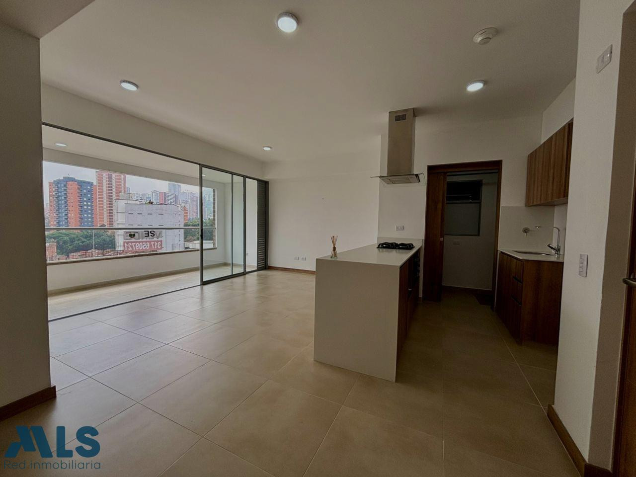 Apartamento recién construido en venta. sabaneta - tres esquinas