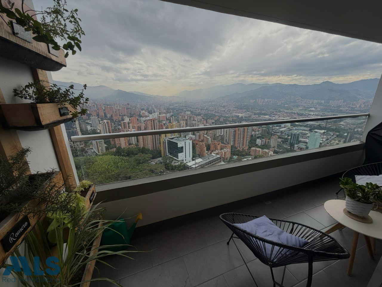 VENDO HERMOSO APARTAMENTO - POBLADO - PALMAS - HERMOSA VISTA medellin - altos del poblado