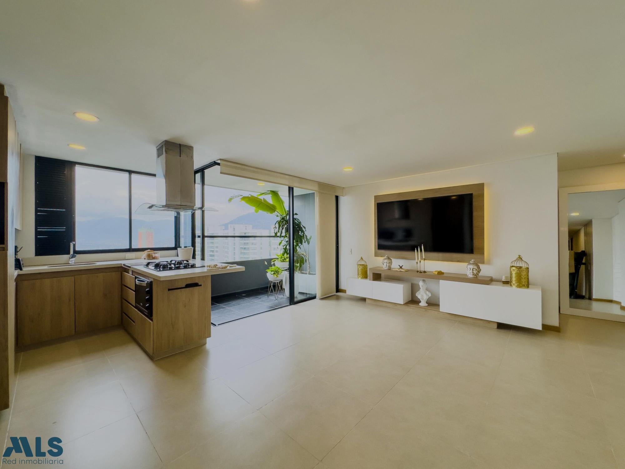 Moderno apartamento con increíble vista a la ciudad. medellin - las palmas