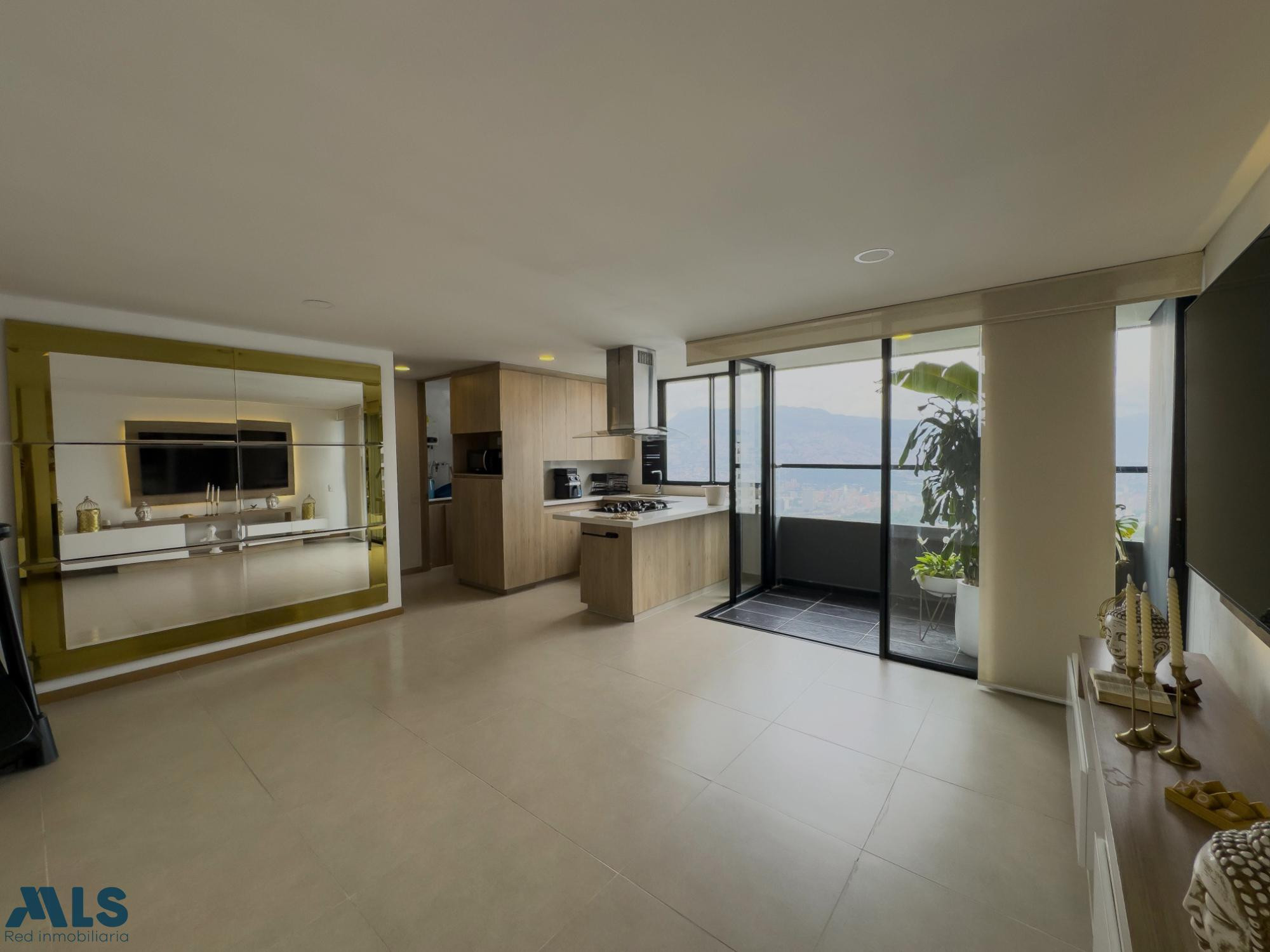 Moderno apartamento con increíble vista a la ciudad. medellin - las palmas