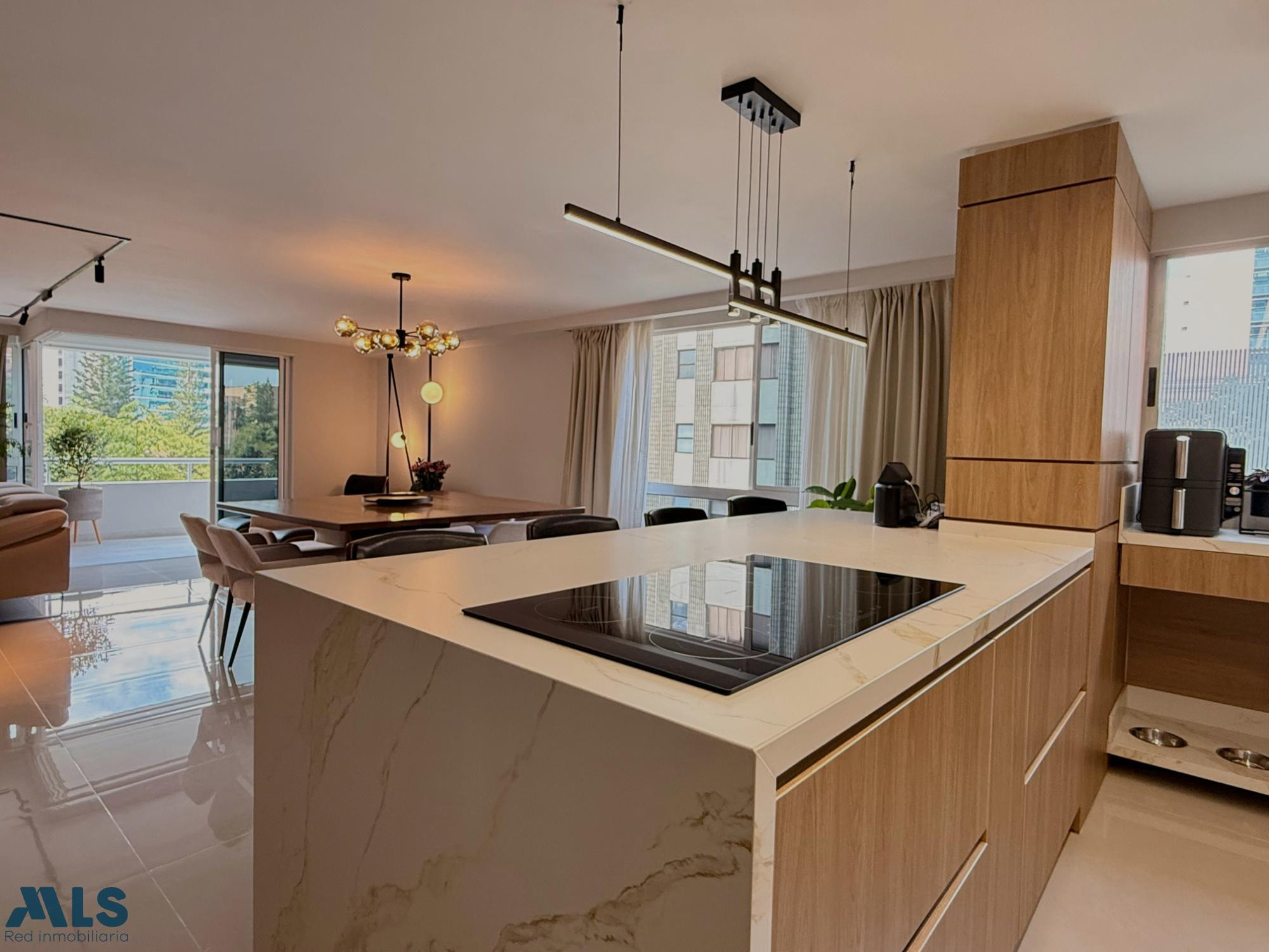 Completamente remodelado en la Milla de Oro medellin - milla de oro