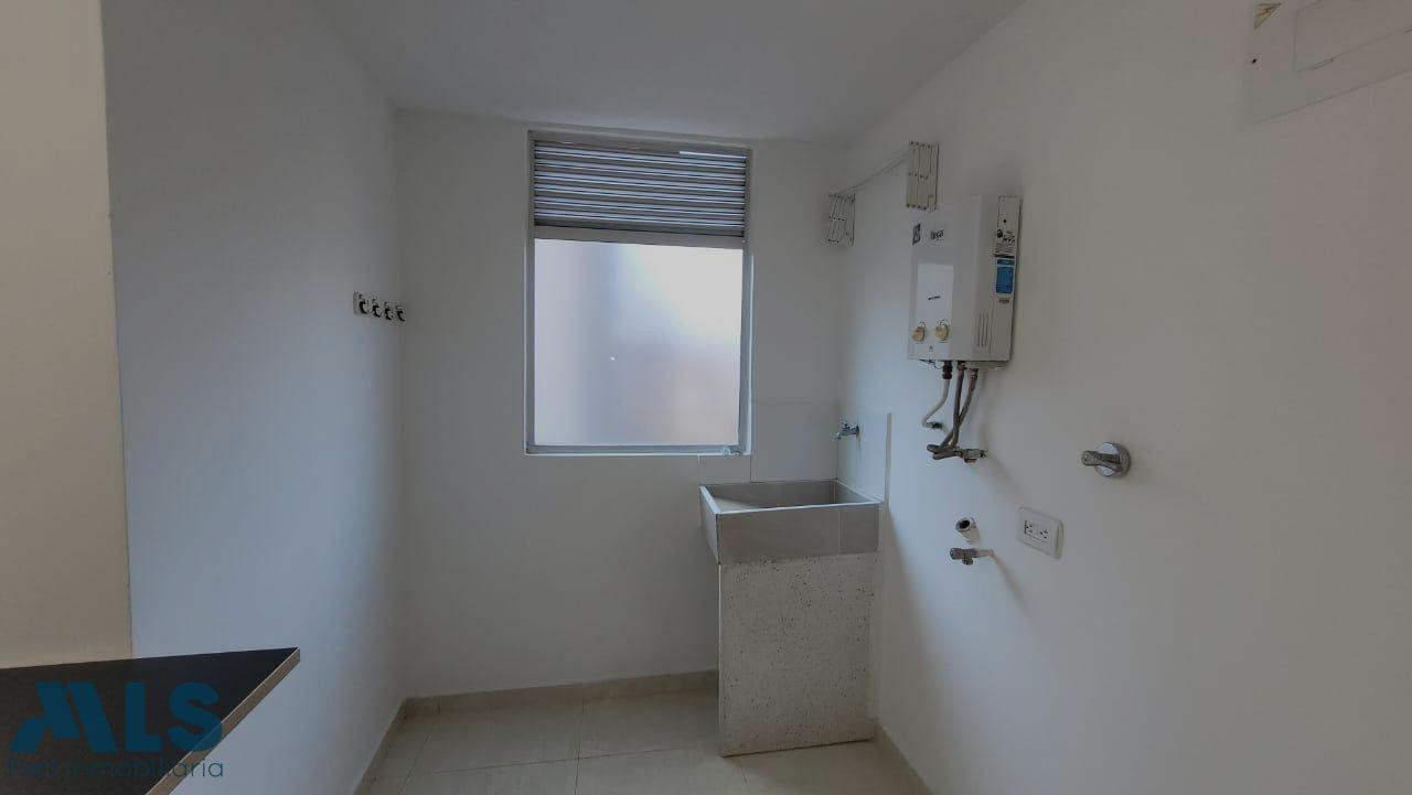 Hermoso apartamento cerca del Euro de sabaneta Piso 5 (sin ascensor) 40 metros cuadra sabaneta - las vegas