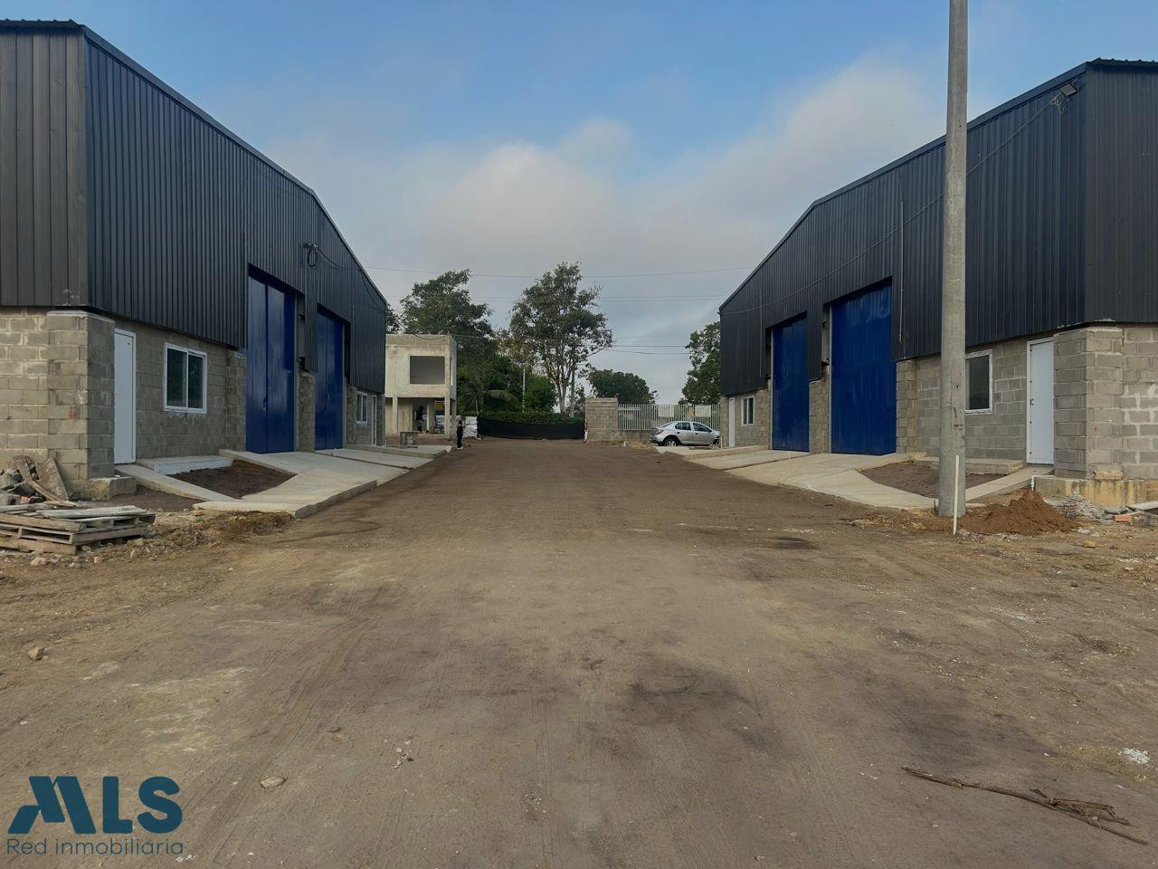 LOTE PARA LA CONSTRUCCION DE BODEGAS barranquilla - zona de galapa